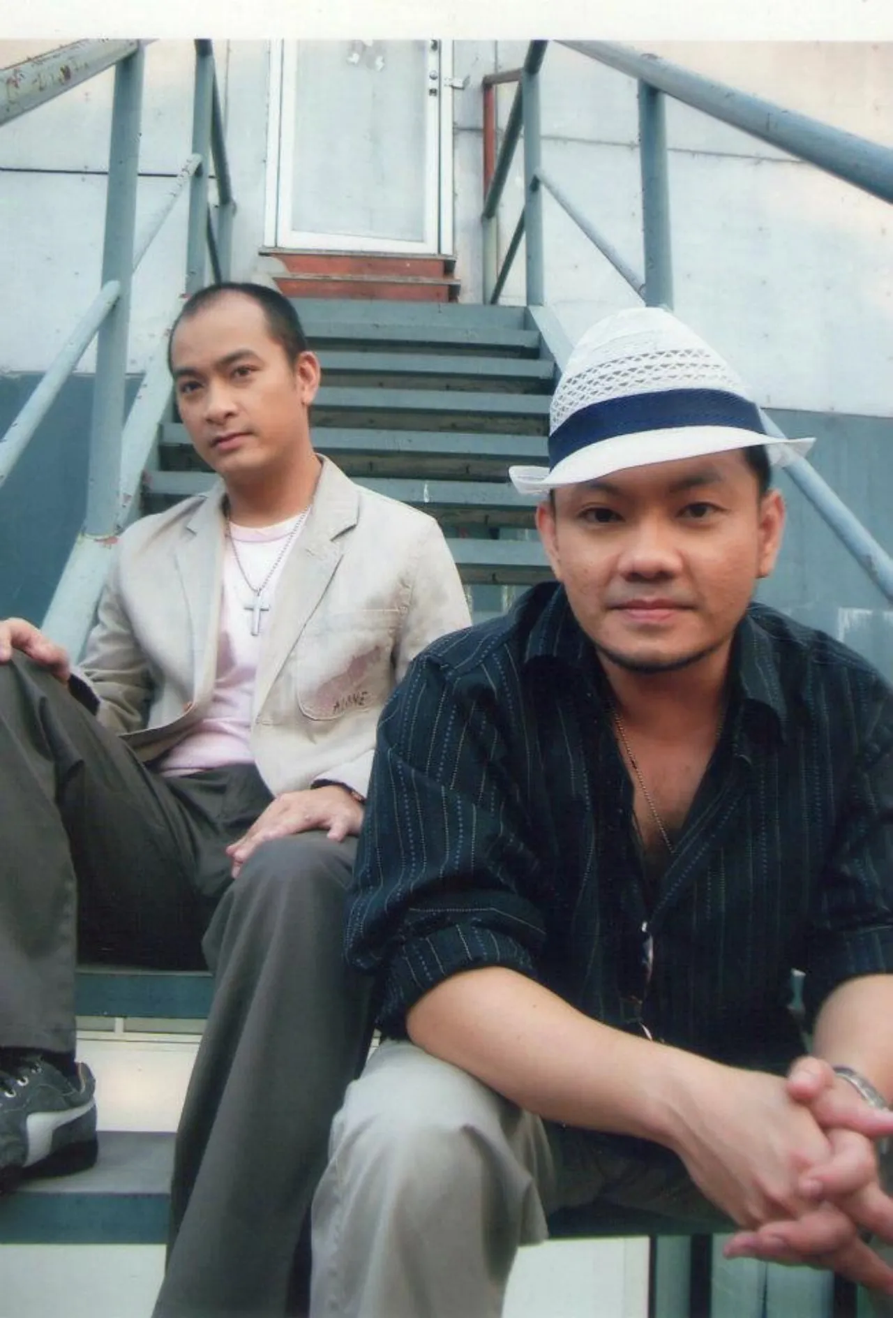 ภาพจากเพจ Smith&Shane 