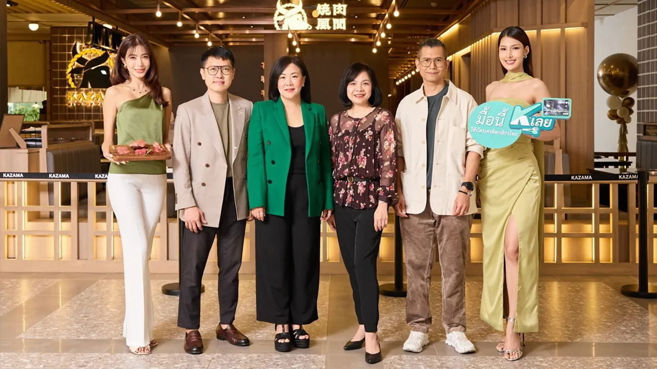 คุ้มมาก - ขวัญแก้ว สิริจินดา และ บุษรา อติชาติพงศ์ จัดแคมเปญ “มื้อนี้ K เลย” มอบสิทธิพิเศษ 3 ต่อ ให้ลูกค้าผู้ถือบัตรเครดิตวีซ่ากสิกรไทย เมื่อใช้จ่ายร้านอาหารในศูนย์การค้าเซ็นทรัล ระหว่าง 1 มี.ค.-16 เม.ย. โดยมี นภนต์ เลิศศิวนนท์ มาร่วมงานด้วย ที่เซ็นทรัลเวิลด์ วันก่อน.