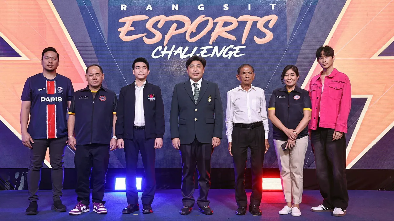 อีสปอร์ต - ชยุต สินพูนภักดิ์ เปิดการแข่งขัน “RANGSIT ESPORTS CHALLENGE” ทัวร์นาเมนต์พิเศษเฉพาะคอเกม ROV ชาวปทุมธานี เพื่อพัฒนาด้านกีฬาอีสปอร์ต โดยมี พ.ท.ดร.อภิธัช เสาะการ และ จักรพันธ์ ศรีจันทร์ทัพ มาร่วมงานด้วย ที่ศูนย์การค้าฟิวเจอร์พาร์ค วันก่อน.