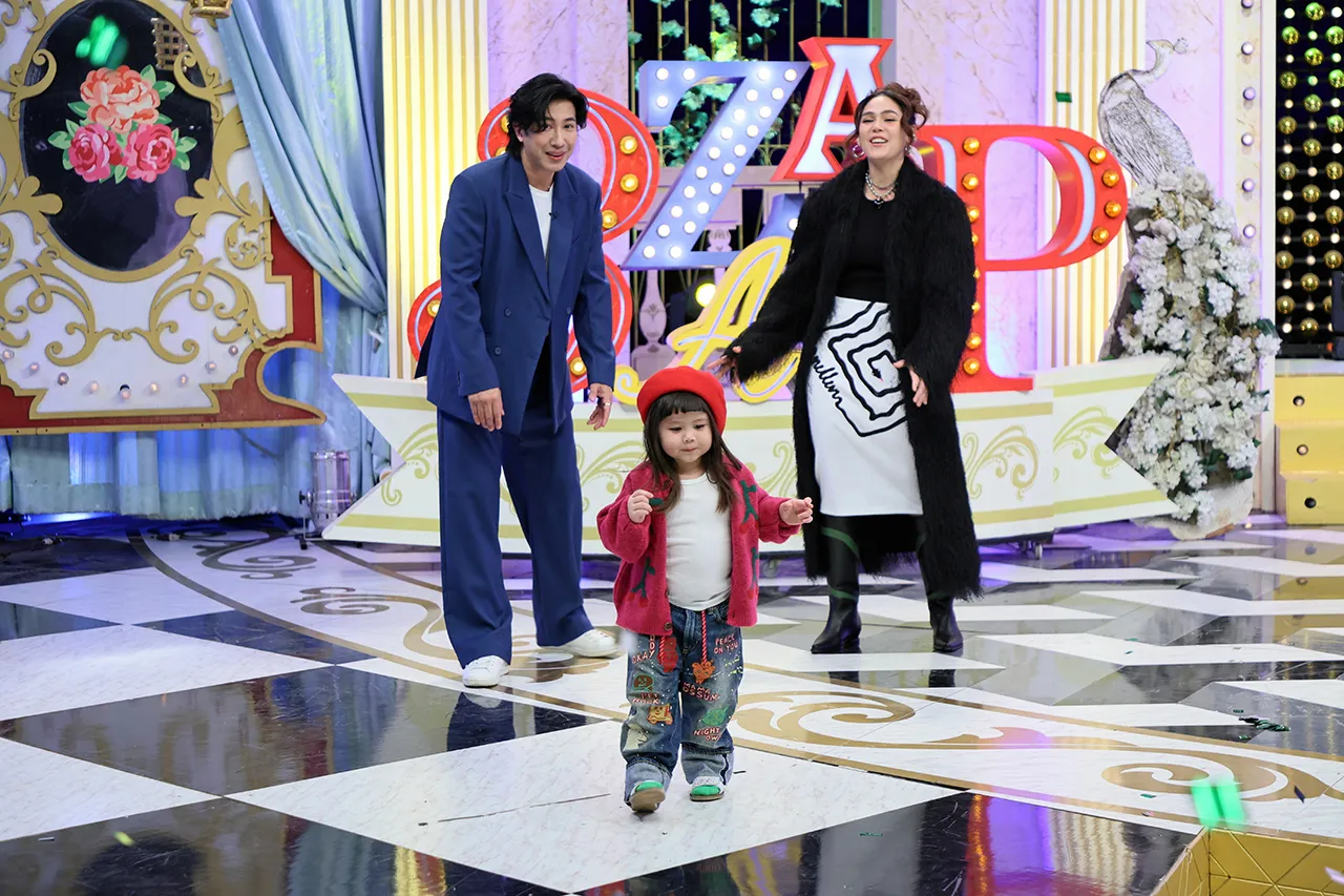 ดาราสาวก็มา...