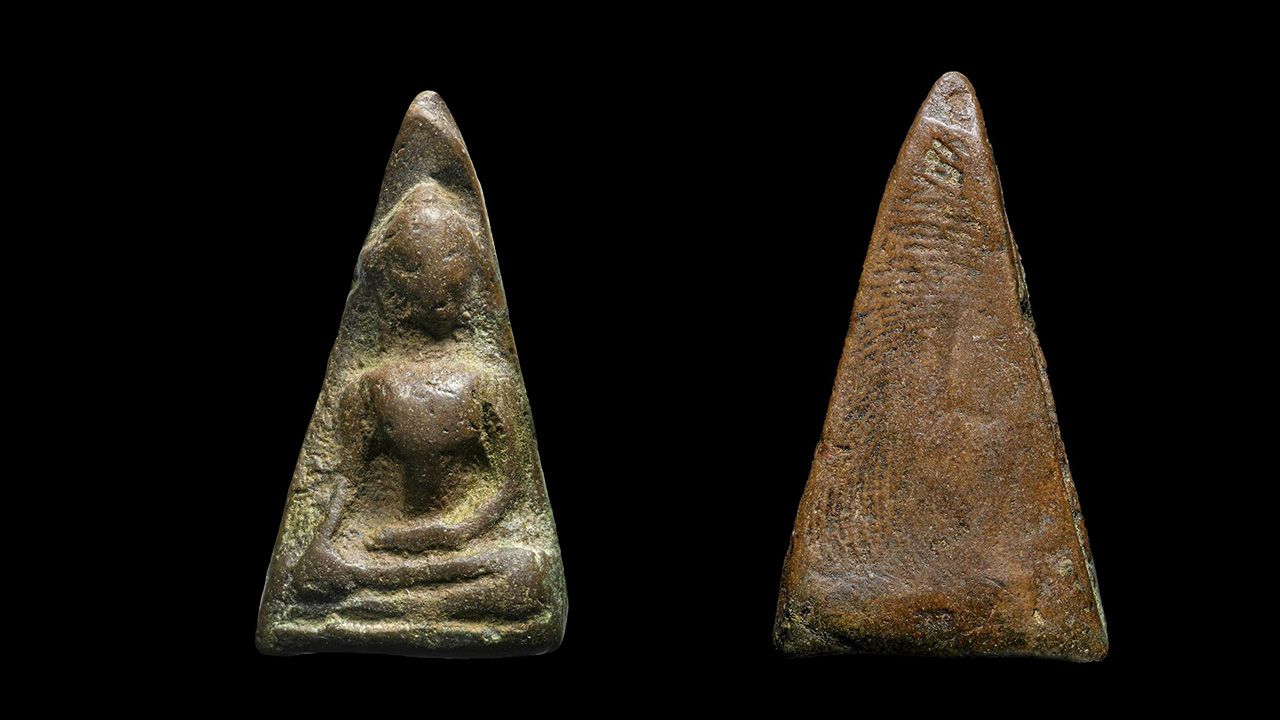 พระผงสุพรรณ พิมพ์หน้าหนุ่ม กรุวัดพระศรีรัตนมหาธาตุ ของโจ๊ก ลำพูน.