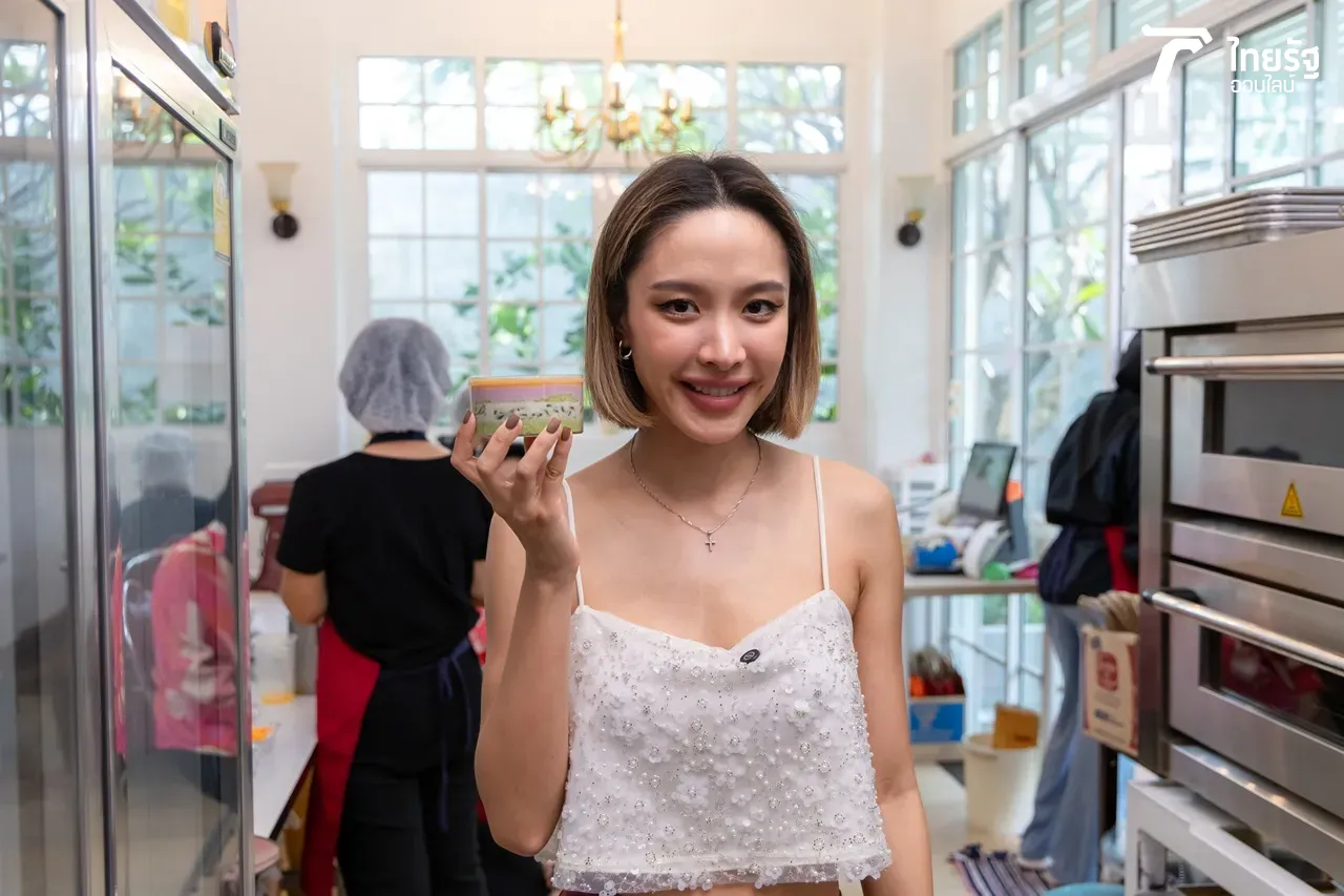 น้ำชา ชีรณัฐ รู้ซึ้งรักแท้ที่ไม่สิ้นสุดของคนเป็นแม่ในวันที่มีลูก (คลิป)