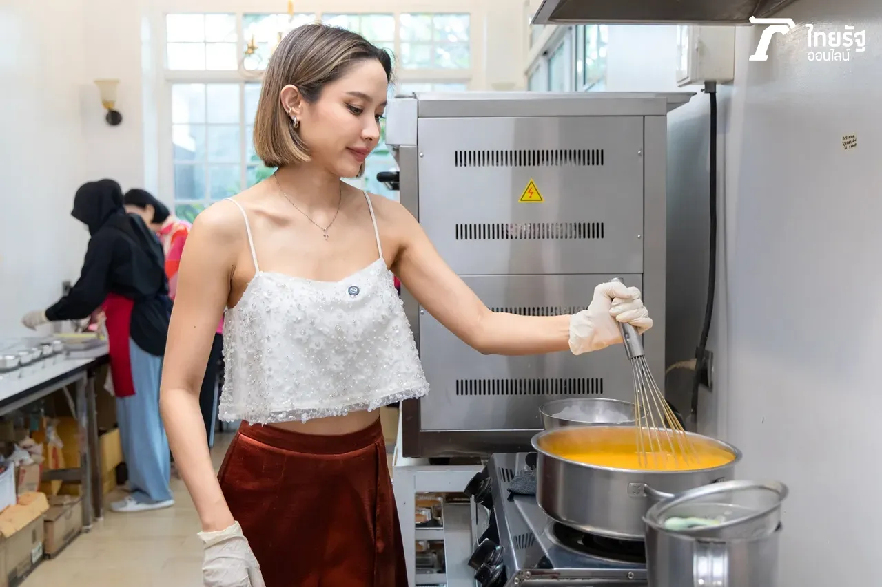 น้ำชา ชีรณัฐ รู้ซึ้งรักแท้ที่ไม่สิ้นสุดของคนเป็นแม่ในวันที่มีลูก (คลิป)