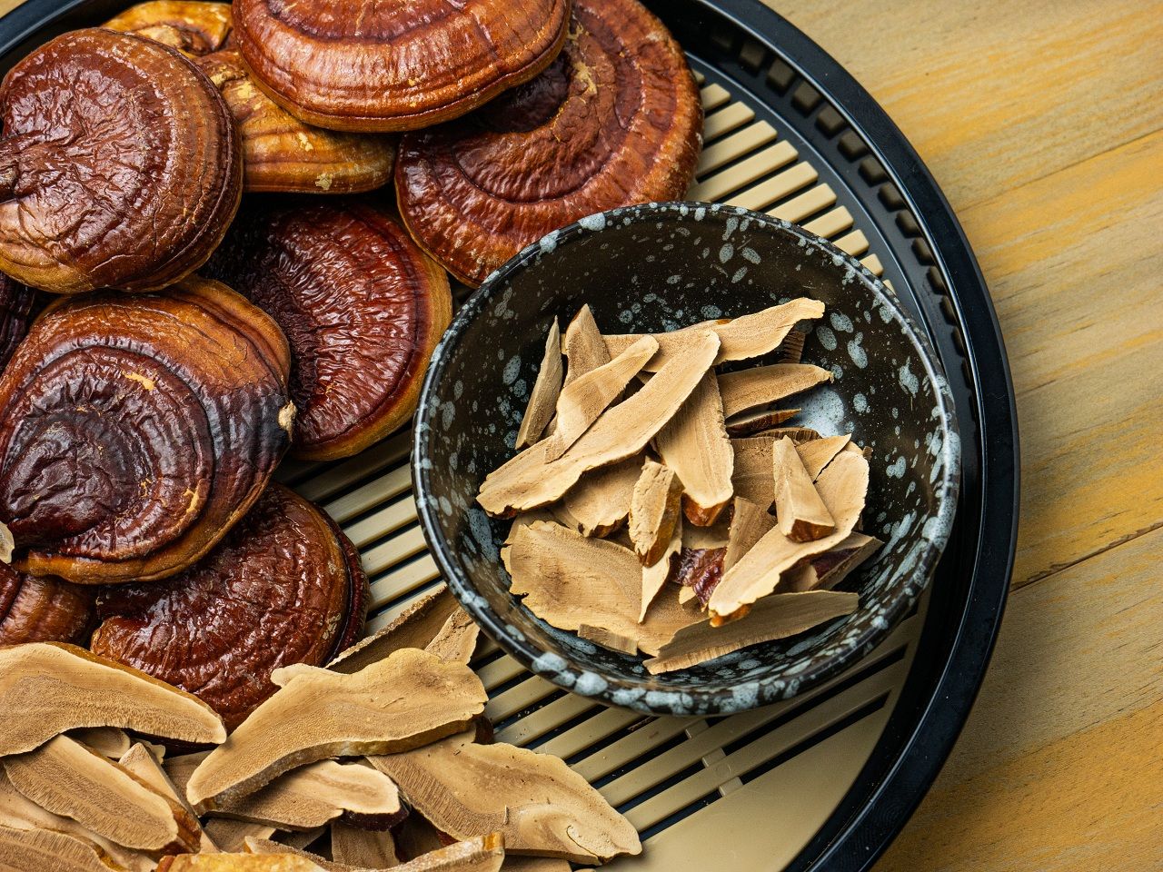 เห็ดหลินจือ  (ภาพจาก iStock)