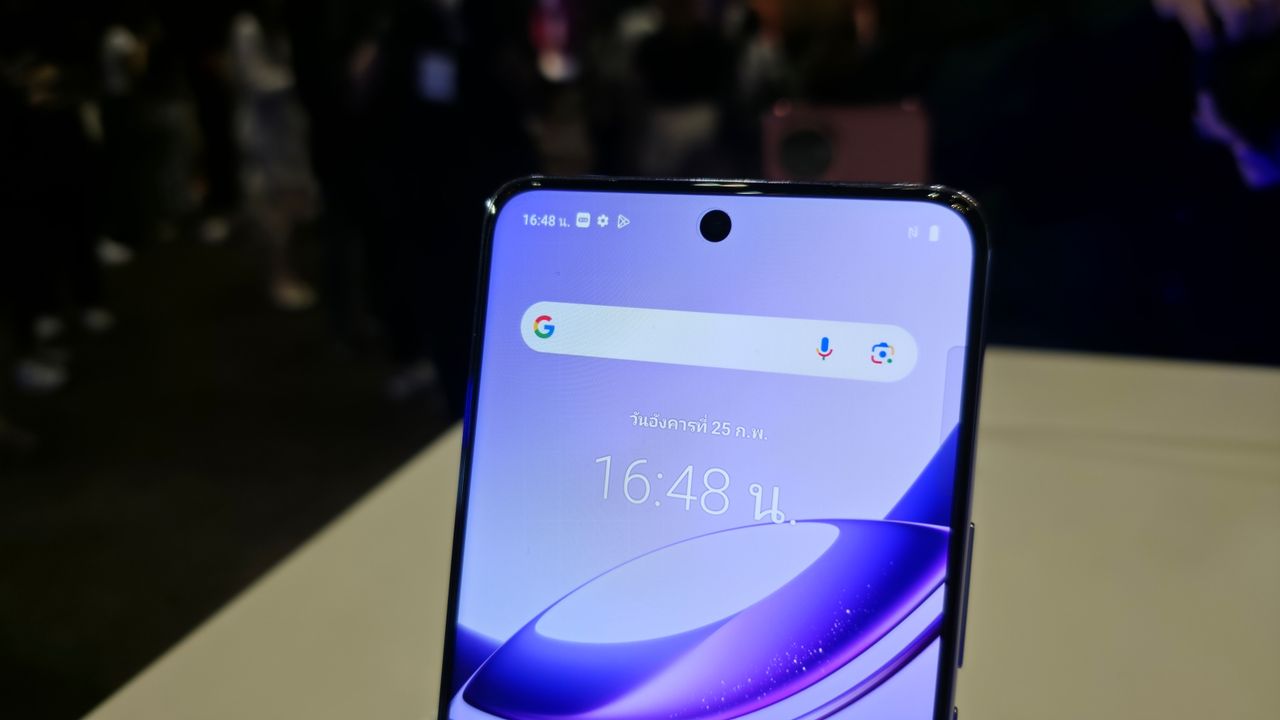 เปิดตัว vivo V50