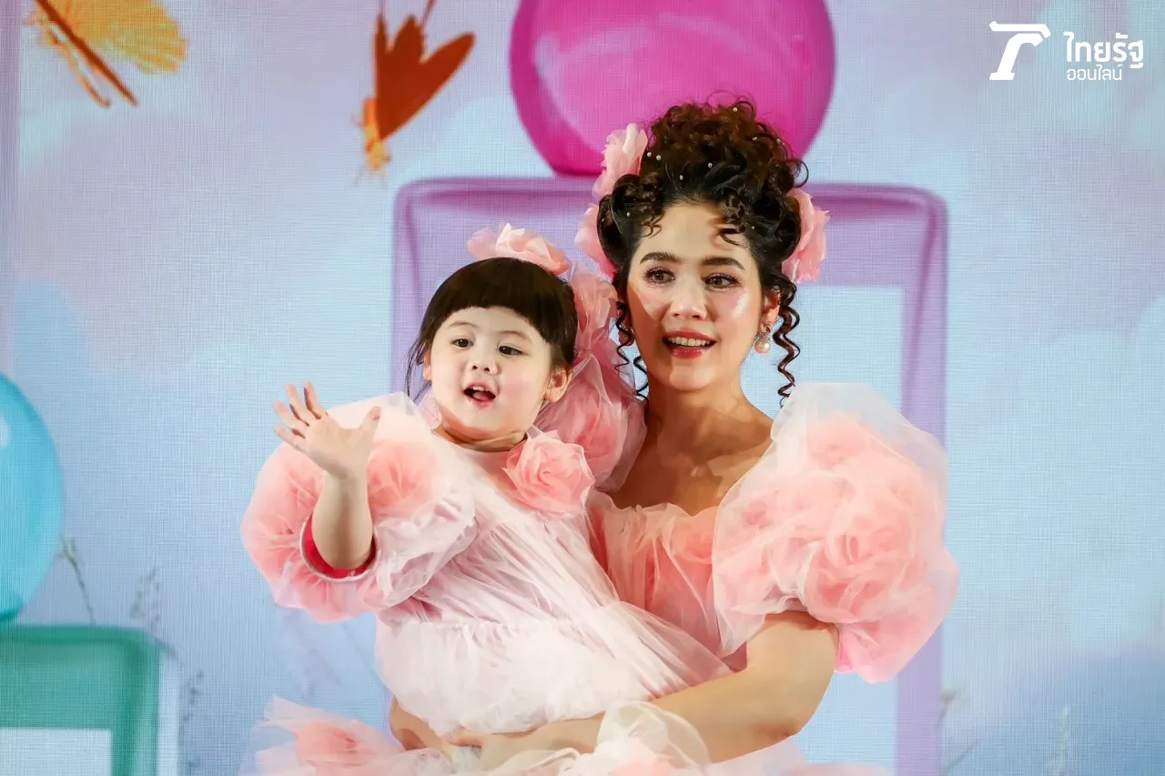 ฟังกันชัดๆ น้องเกล จับไมค์ใบ้เลขเด็ด ให้ 3 ตัวตรงเป๊ะ ได้ยินเสียงน่ารักสุดๆ (คลิป)