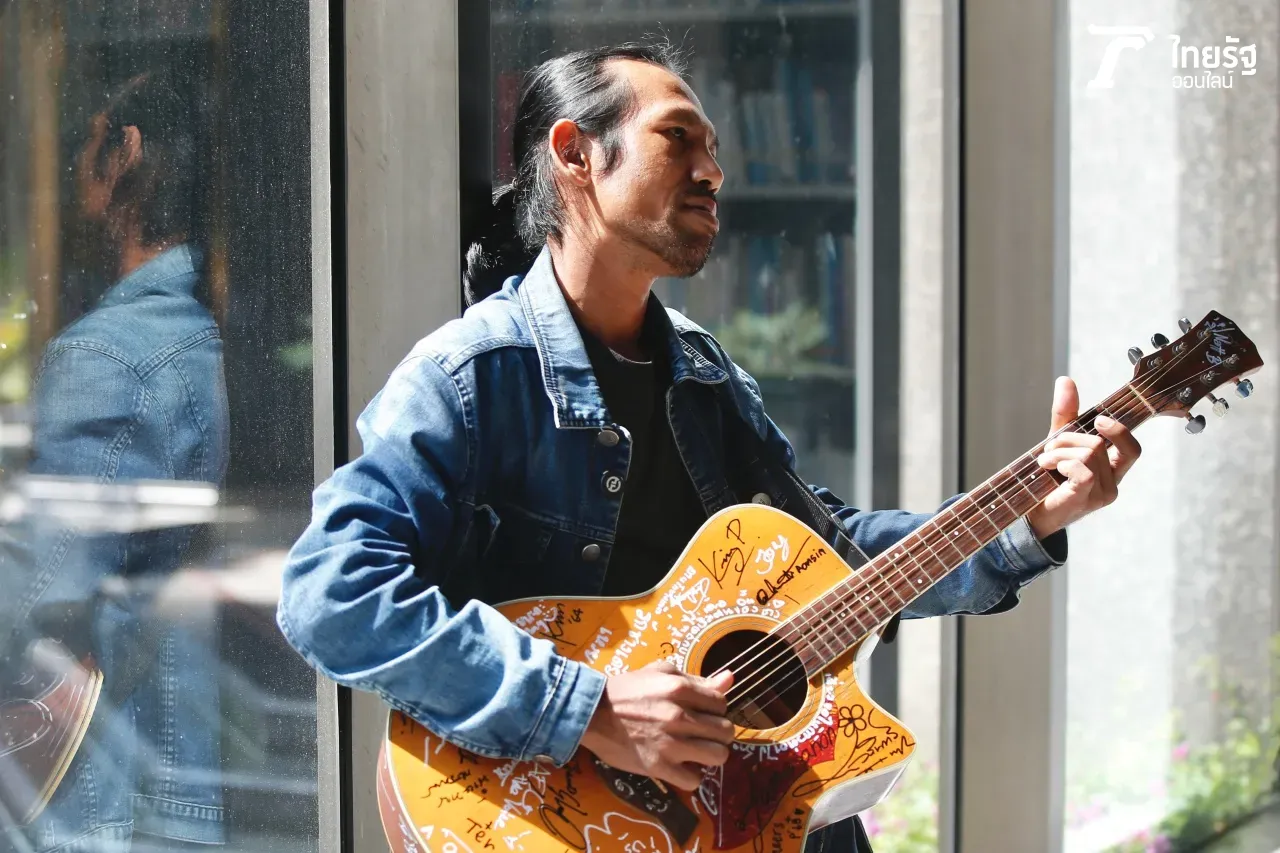 เปิดชีวิต ช่างเดี่ยว The Voice Thailand 2024 คนธรรมดาที่ไม่มีต้นทุนจนเอาชนะใจคนฟัง (คลิป)
