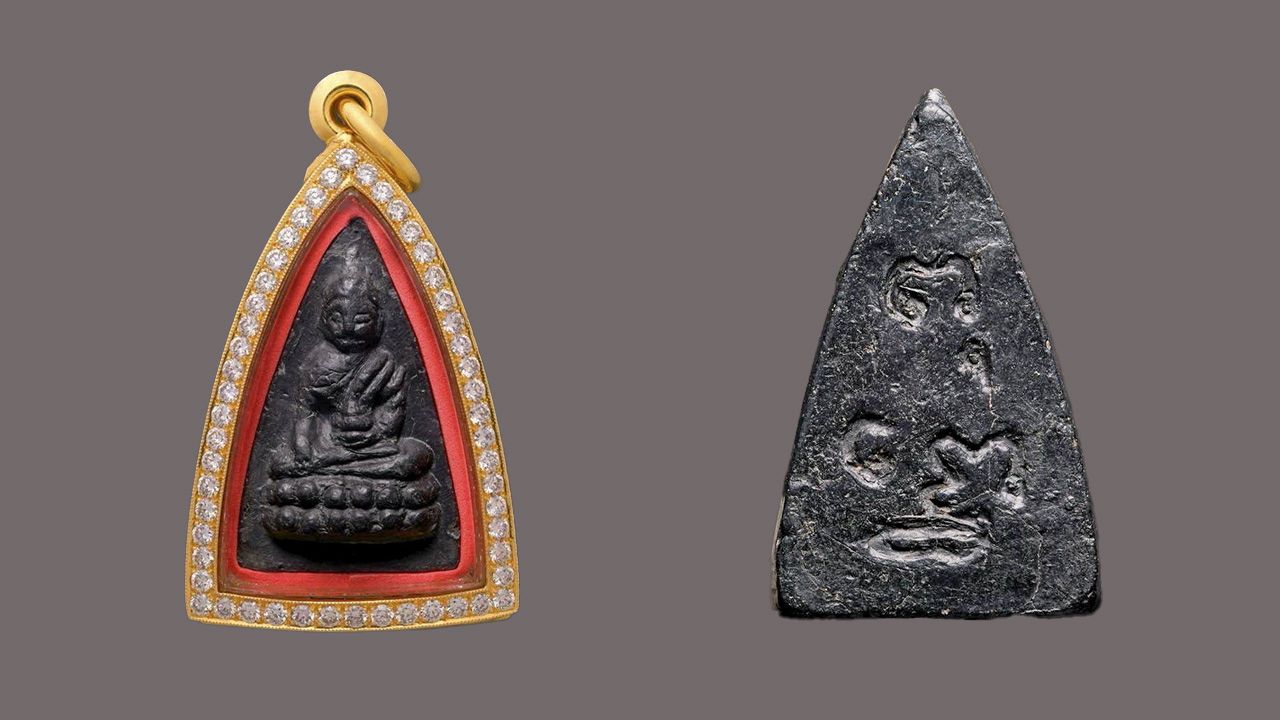 พระพุทโธน้อย พิมพ์จัมโบ้ เนื้อผงใบลานรุ่นแรก พ.ศ.๒๔๙๔ ของ เล็ก มรดกไทย.