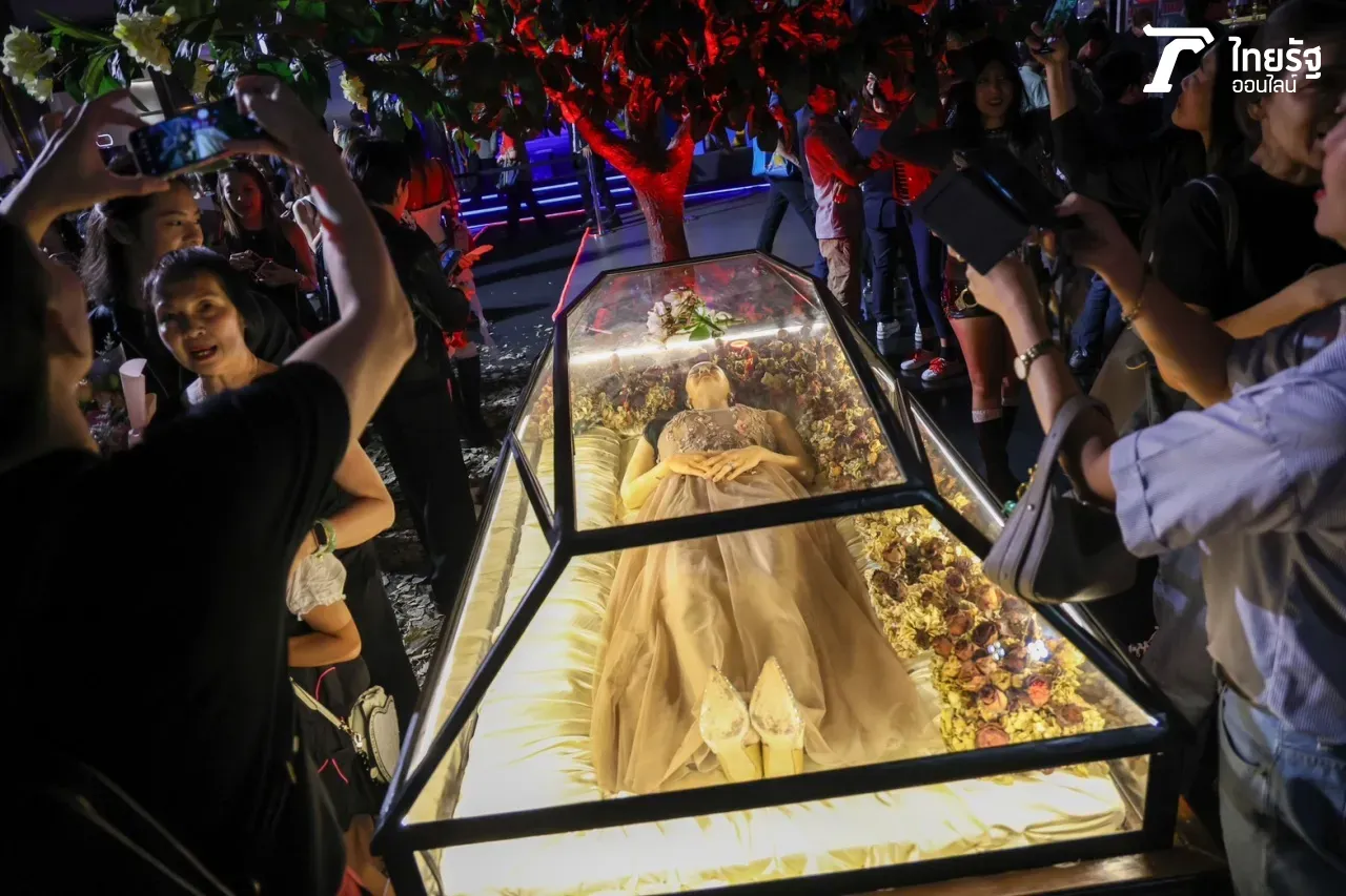 ตำนานโลงแก้วคัมแบ็ก!! นุ่น วรนุช อวดโฉมคุณนายลั่นทม สุดสะพรึงเหมือนนอนในโลงจริง