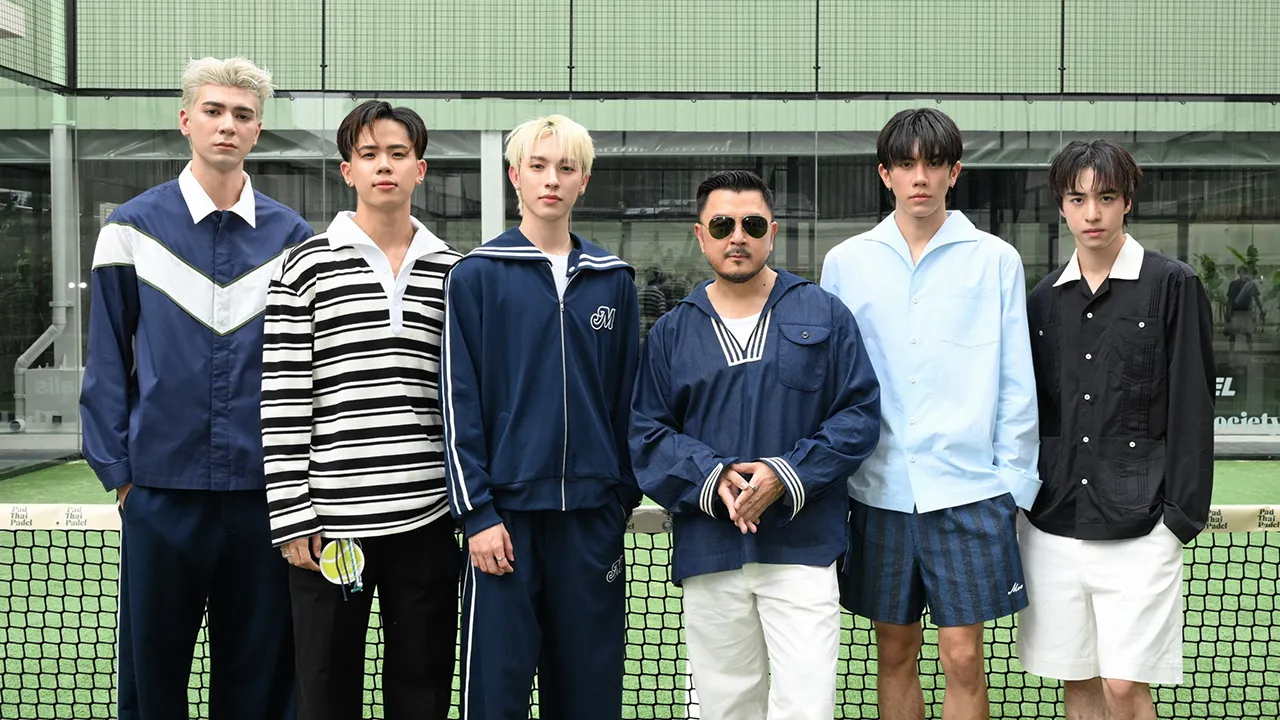 น่าซื้อน่าใส่ - พลพัฒน์ อัศวะประภา เปิดตัวคอลเลกชัน Spring/Summer 2025 ของแบรนด์ MOO Bangkok เสื้อผ้าสำหรับผู้ชายสไตล์คลาสสิกสปอร์ต โดยมี ปวริศร์ ศรีชัยชนะ, วรเมธ กอนุประพันธ์ และ ณณณ นามปีติ มาร่วมงานด้วย ที่ Pad Thai Padel สปอร์ตคลับ วันก่อน.