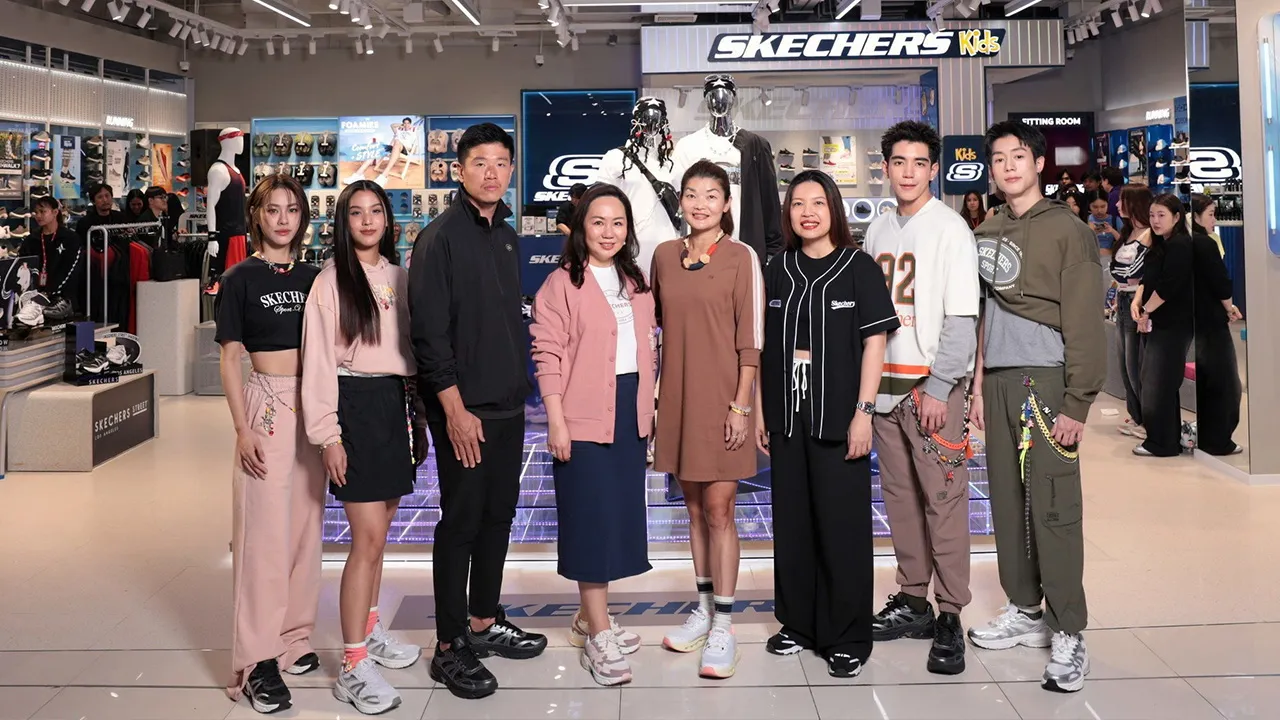 ปรับโฉม - จิตรฤดี พนิตพล จัดงาน The Grand Opening of SKECHERS Store เปิดตัวสโตร์โฉมใหม่ พร้อมคอลเลกชัน “Skechers StreetTM Shadow” โดยมี โจเอล ลิม, แซน ลี, ไข่มุก นิลเศรษฐี, ทสร กลิ่นเนียม และ ภัทราภัสร์ โบรัชตะสุวรรณ์ มาร่วมงานด้วย ที่เมกา บางนา วันก่อน.
