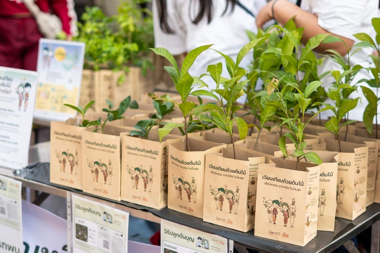 ภาพจากเพจมูลนิธิปลูกต้นไม้ ปลูกธรรมะ 