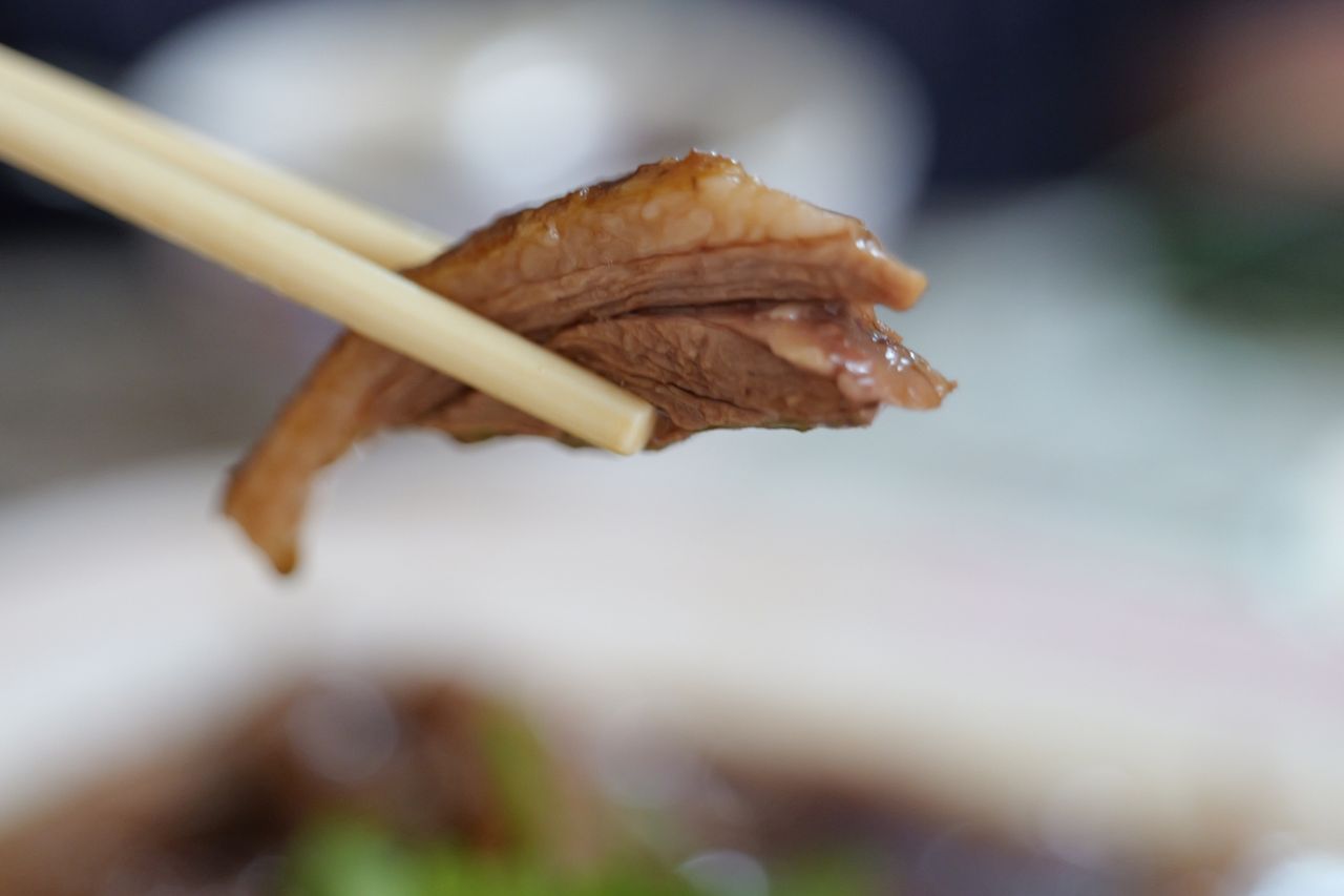 วันไหนถ้ามาอุไร ห่านพะโล้ แล้วต้องรับบัตรคิวไม่ต้องแปลกใจไป เพราะนี่คือร้านแห่งตำนาน