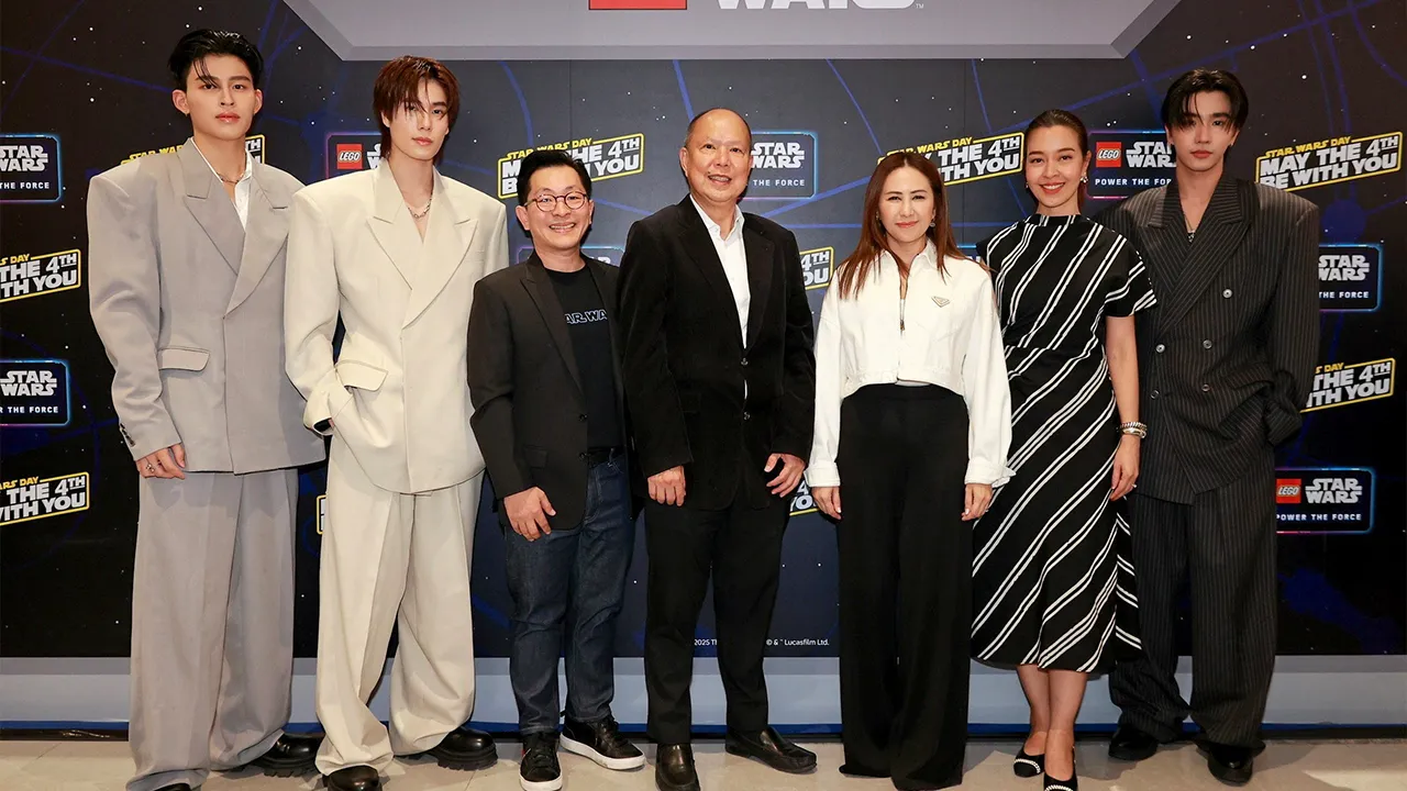 อย่าพลาด ชัชวาล เอี่ยมพัฒนาสุข และ ธณพร ตันติยานนท์ จัดงาน “LEGO STAR WARS 2025 POWER THE FORCE” ชวนออกเดินทางกลับจักรวาลแห่งกาแล็กซี จัดถึง 6 พ.ค. โดยมี ปรีชา อาชามงคล และ ม.ล.อรดิศ สนิทวงศ์ มาร่วมงานด้วย ที่สยามพารากอน วันก่อน.