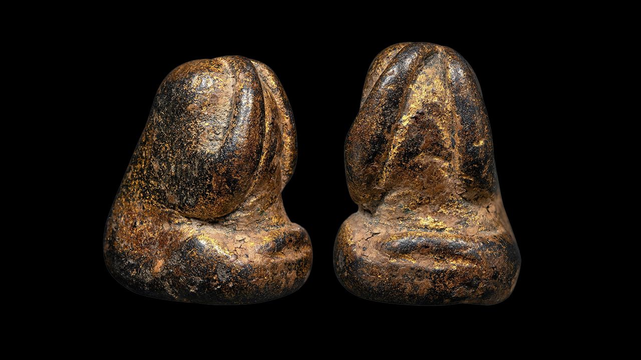 พระปิดตา พิมพ์ปั้น เนื้อผงคลุกรัก หลวงพ่อแก้ว วัดปากทะเล เพชรบุรี ของร้านถ่ายรูปพระเครื่อง ฟิล์ม พิศลย์.