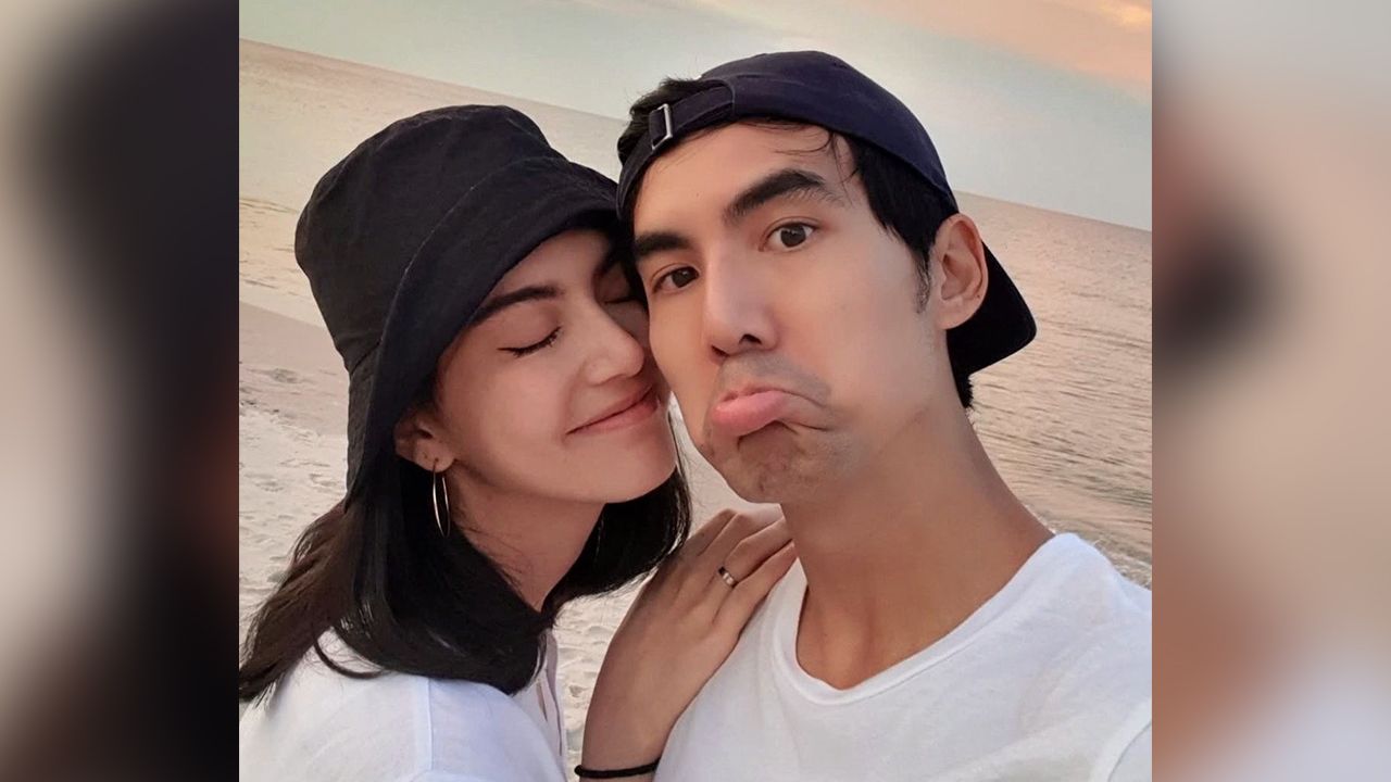 หวานขึ้นทุกปี เต๋อ-ฉันทวิชช์ อวยพรวันเกิด ใหม่-ดาวิกา ว่า “รู้ตัวอีกที เราก็อยู่ด้วยกัน มาหลายปีผ่านอะไรมาเยอะ ความรักยิ่งมากขึ้นทุกปี นึกภาพตัวเองตอนไม่มีหนูไม่ได้” ลุงคลั่งรักมั่นคง!