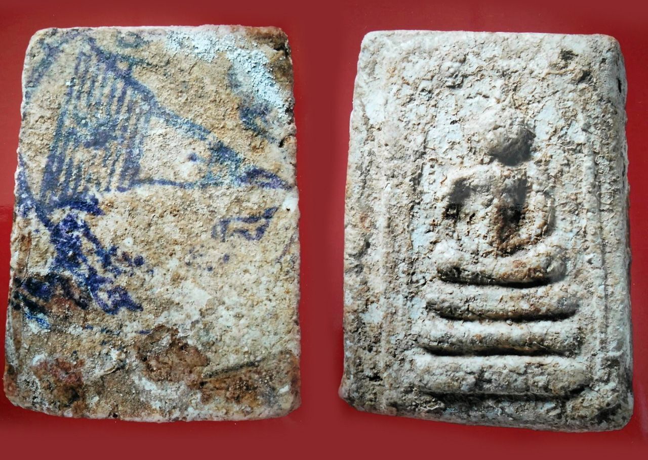 พระสมเด็จบางขุนพรหม พิมพ์อกครุฑ  วัดใหม่อมตรส  ของ “โป๊ยเสี่ย” นายไชยทัศน์ เตชะไพบูลย์.