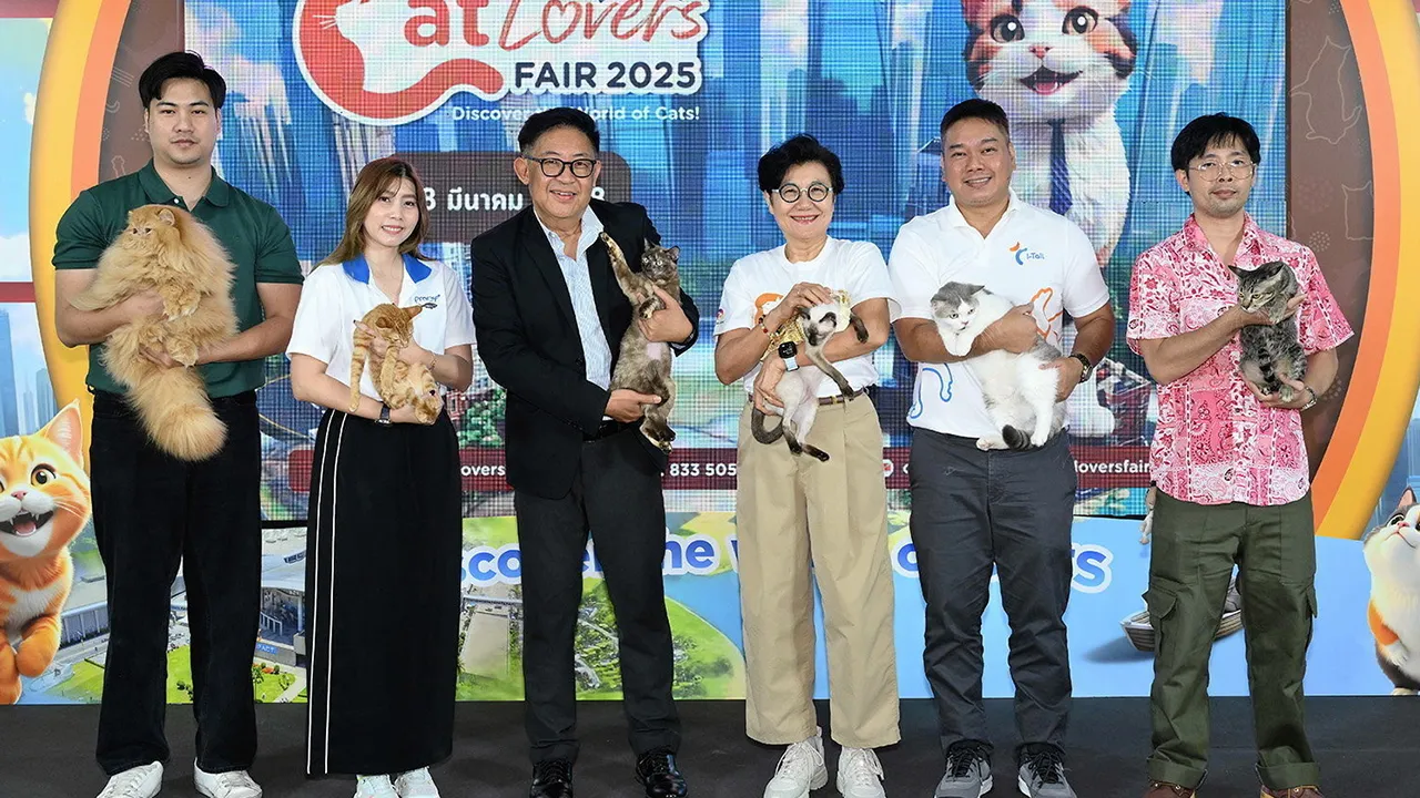 รักแมว กุลวดี จินตวร เปิด “Thailand Cat Lovers Fair 2025” งานแสดงสินค้าและบริการสำหรับคนรักแมวครั้งยิ่งใหญ่  โดยมี  นันทพล  ตันติวงศ์อำไพ, กิตติ์ธนัสถ์  ศรีกฤษณรักษ์,  น.สพ.ฏิฏิภัฏฏ์ เลาหประเสริฐศิริ และ ปิยบุตร น้อยเรือง มาร่วมงานด้วย ที่อิมแพ็ค เมืองทองธานี วันก่อน.