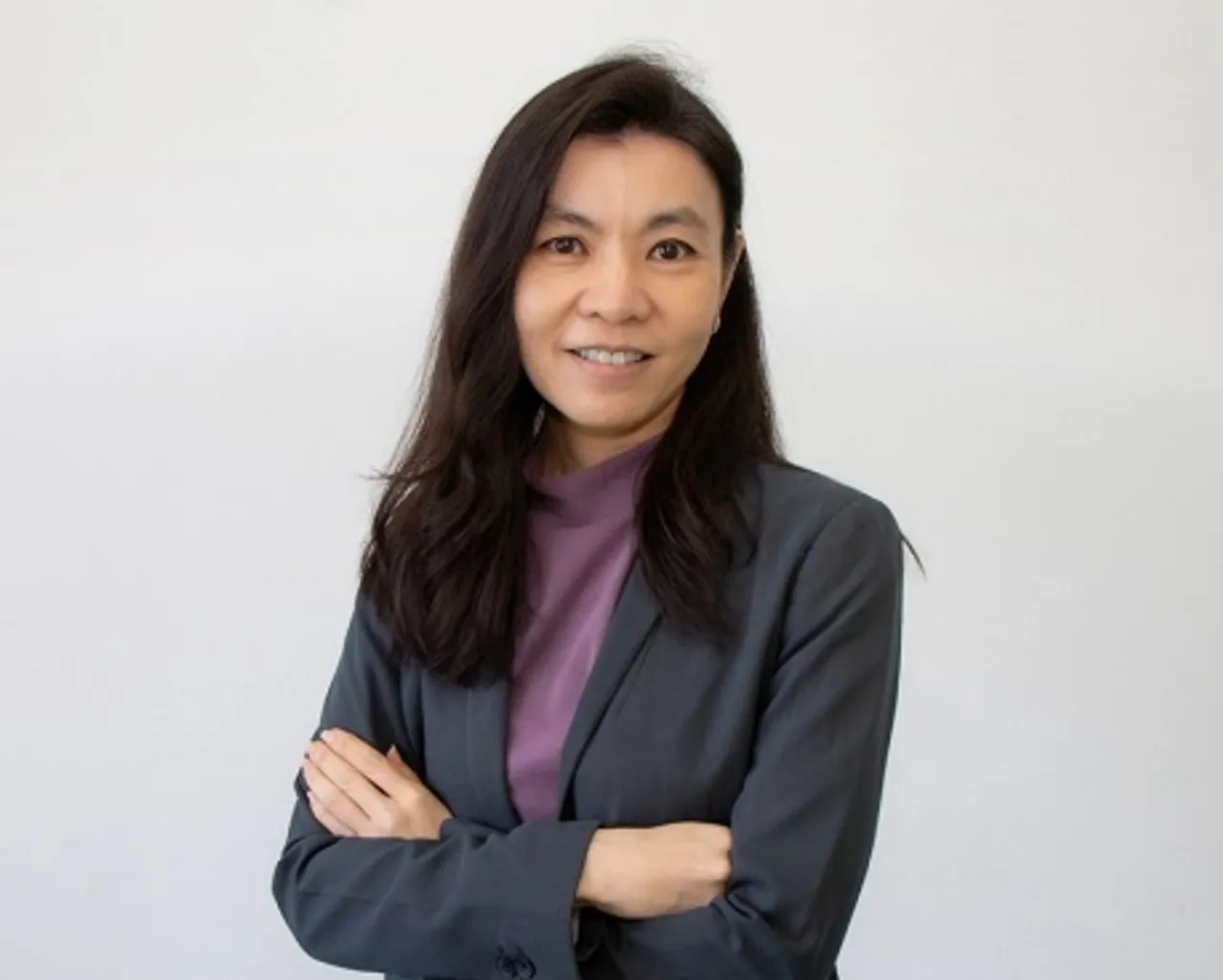 รศ.ดร.จุฑาทิพย์ จงวนิชย์