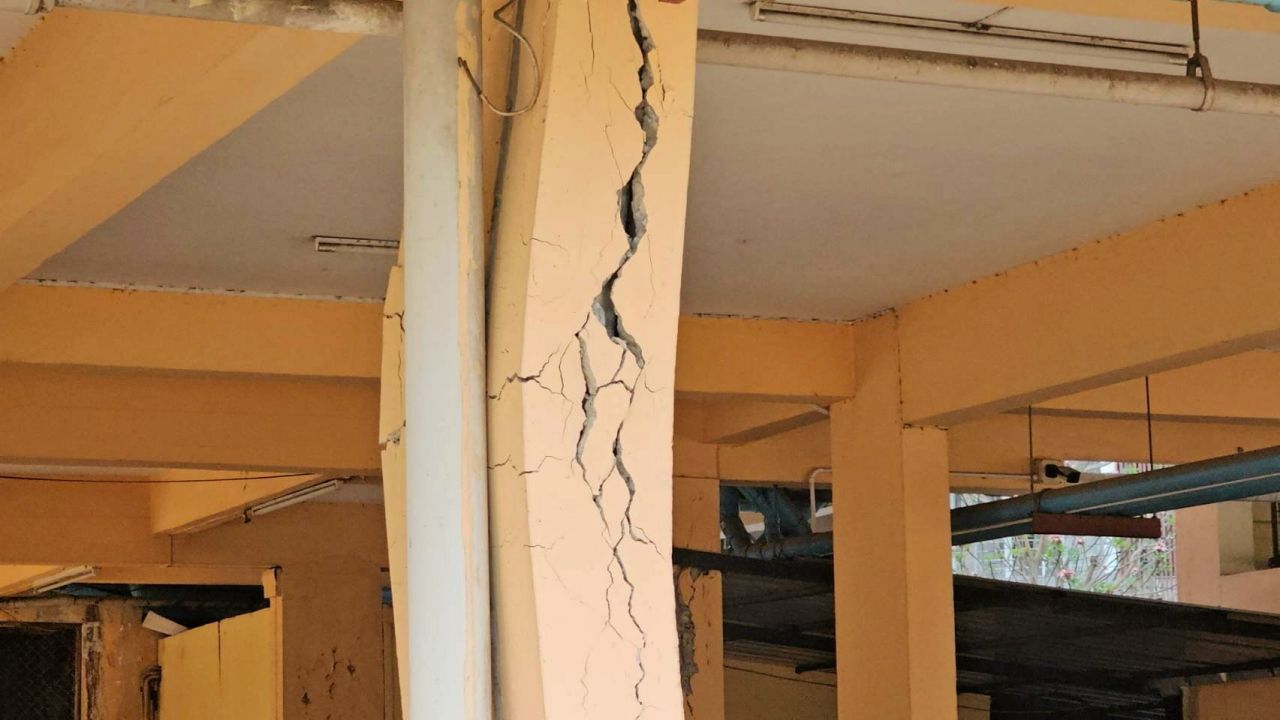 ภาพความเสียหายคอนโดมีเนียมแห่งหนึ่งใน จ.เชียงใหม่ หลังเกิดแผ่นดินไหวเมื่อวันที่ 28 มีนาคม 2568