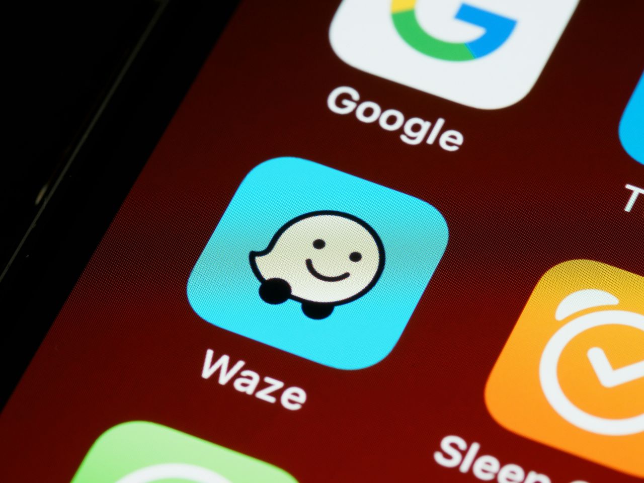 Waze อีกหนึ่งแอปที่น่าลอง