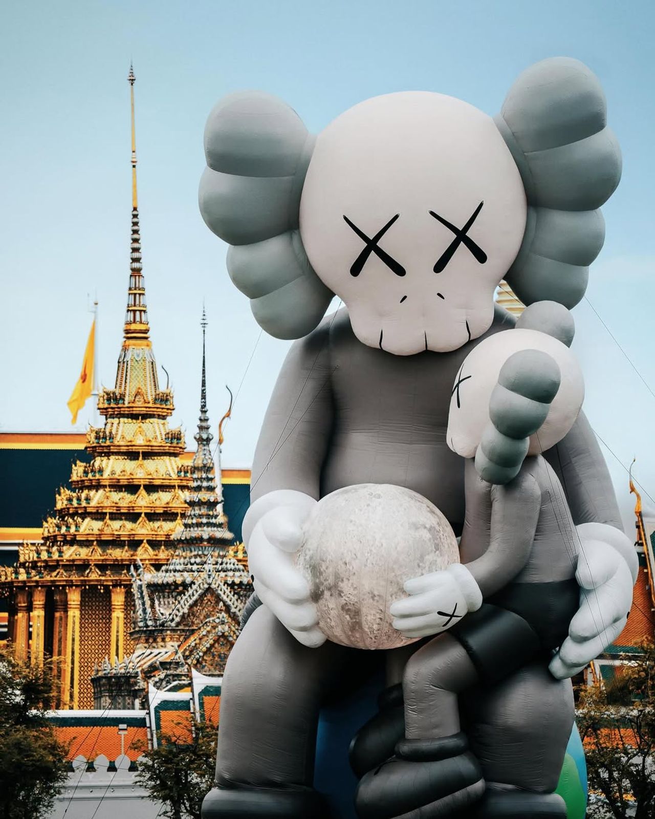 ขอบคุณภาพจาก Instagram : @kaws