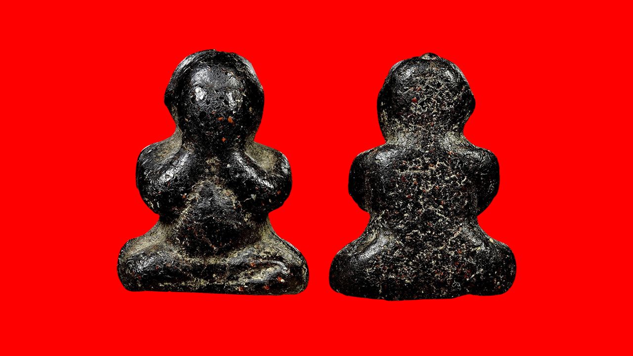 พระปิดตา พิมพ์ตะพาบ เนื้อผงคลุกรัก หลวงปู่เอี่ยม วัดสะพานสูง ของโจ๊ก ลำพูน.