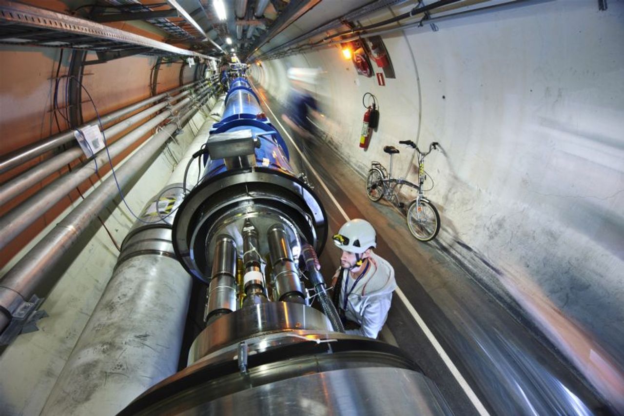 เครื่องชนอนุภาคแฮดรอนขนาดใหญ่ (Large Hadron Collider) ที่ CERN (ภาพ: Brice, Maximilien © 2019 CERN)