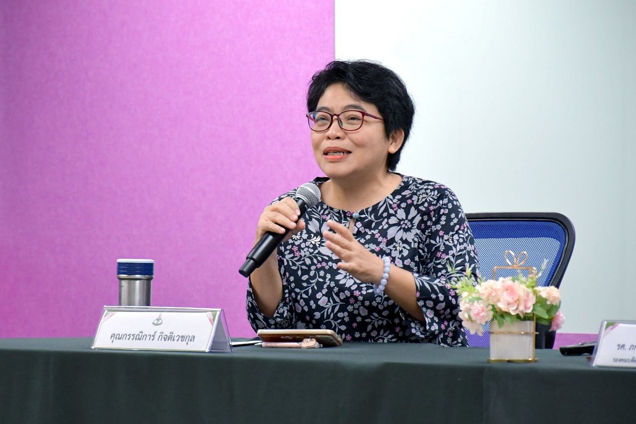 คุณกรรณิการ์ กิจติเวชกุล อนุกรรมการ ด้านอาหาร ยา และผลิตภัณฑ์สุขภาพ สภาองค์กรของผู้บริโภค