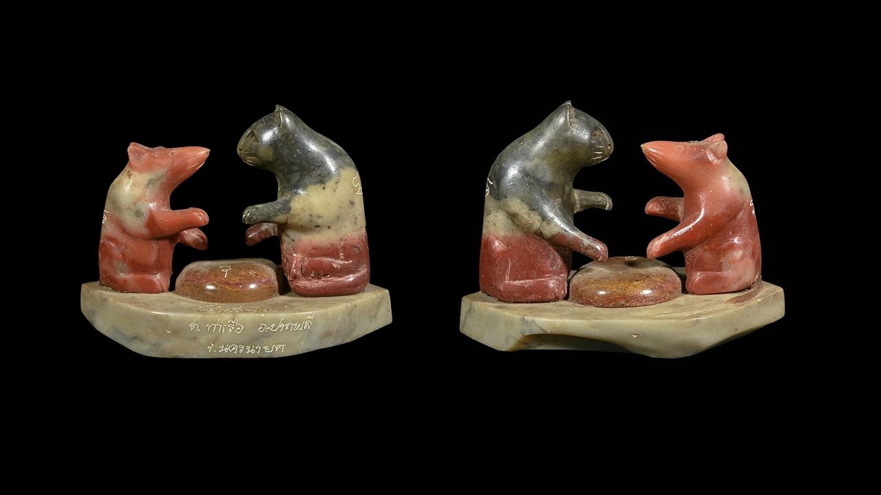 แมวกับหนู หินแกะ หลวงพ่อสนิท วัดลำบัวลอย ของเพชร อิทธิ.