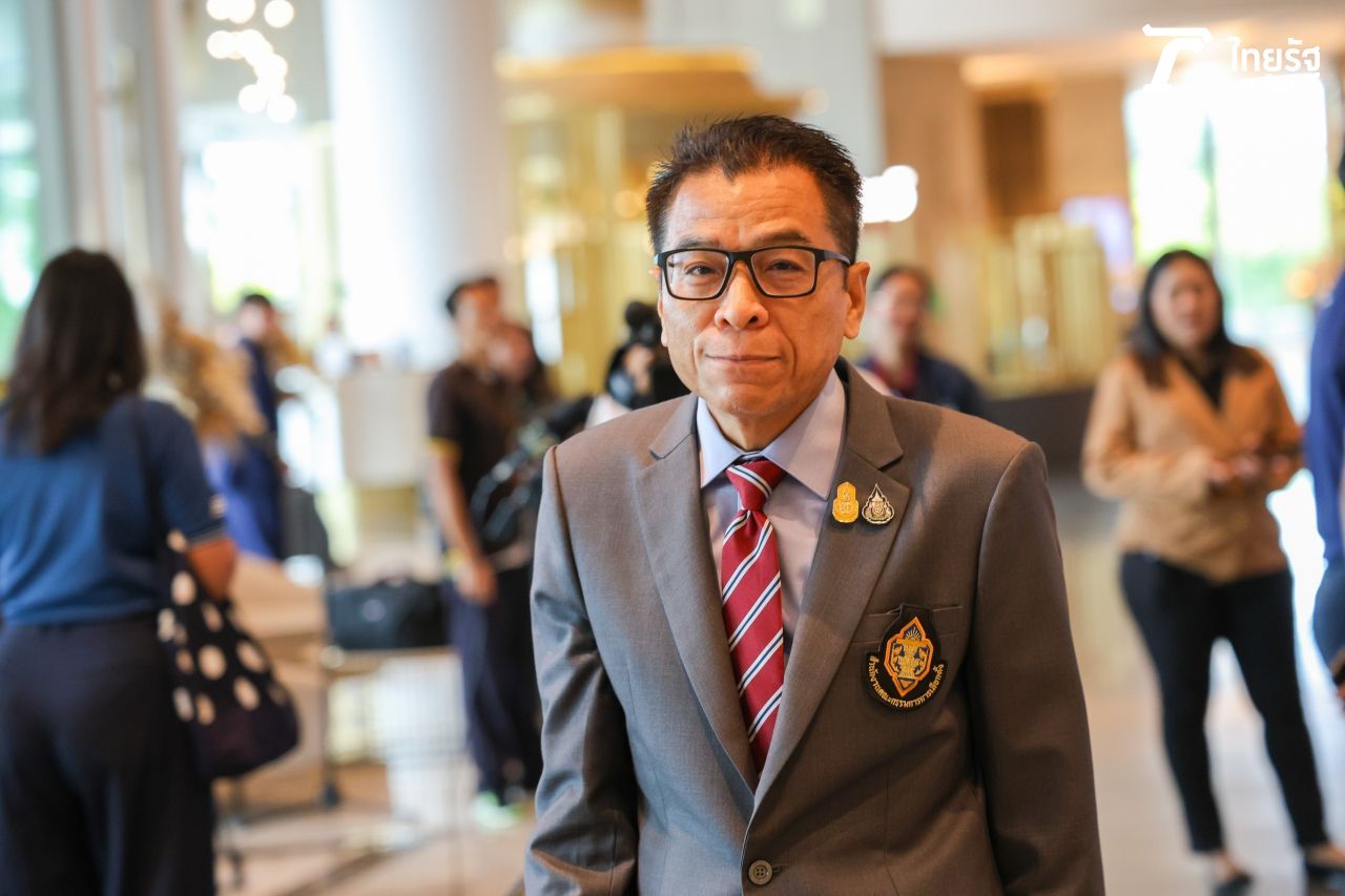 แสวง บุญมี