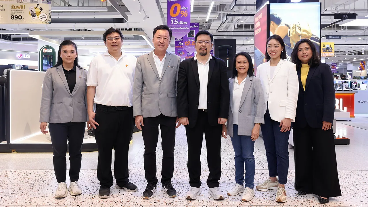 ปรับโฉม สุวิณ โกษีอำนวย เปิดตัว “Power Buy 3.0” การปรับโฉมรูปแบบใหม่ รวบรวมนวัตกรรมเครื่องไฟฟ้าล้ำสมัย สินค้าและบริการคุณภาพ พร้อมดิจิทัลโซลูชันตอบโจทย์ลูกค้าครบวงจรโดยมี ศิวาพร สัมมุตถี และ พัชราภรณ์ วรยิ่งยง ร่วมงานด้วย ที่เซ็นทรัล ปิ่นเกล้า วันก่อน.