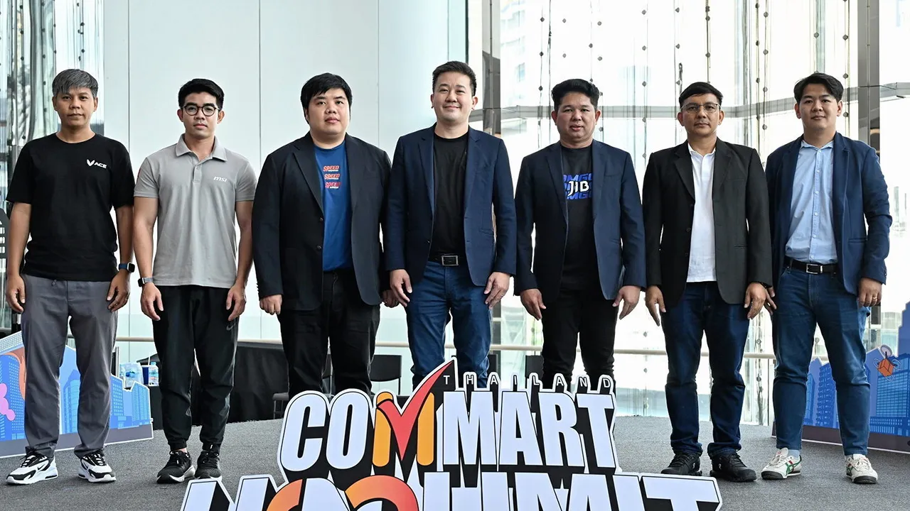 อย่าพลาด - บุญเลิศ นราไท แถลงข่าวการจัดงาน “COMMART UNLIMIT โปรน็อนสต๊อป ช้อปไม่จำกัด” มหกรรมสินค้าไอทีกลางปี ระหว่าง 3-6 ก.ค. ที่ไบเทค บางนา โดยมี สมยศ เชาวลิต, ชนินทร์ เชาวะวนิชย์ และ กลชัย สุคันธจันทร์ มาร่วมแถลงด้วย ที่สยามพารากอน วันก่อน.