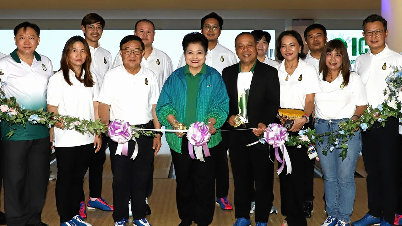 การกุศล สายสม วงศาสุลักษณ์ เปิดการแข่งขันโบว์ลิ่งการกุศลของนักศึกษาหลักสูตร ปธร.รุ่นที่ 1 เพื่อหารายได้ช่วยเด็กด้อยโอกาสโรงเรียนเฉลิมพระเกียรติ 48 พรรษา โดยมี ณัฐพงศ์ รอดมี มาร่วมงานด้วย ที่บลูโอ ริธึม แอนด์ โบว์ล เมเจอร์ ซีนีเพล็กซ์ รัชโยธิน วันก่อน.