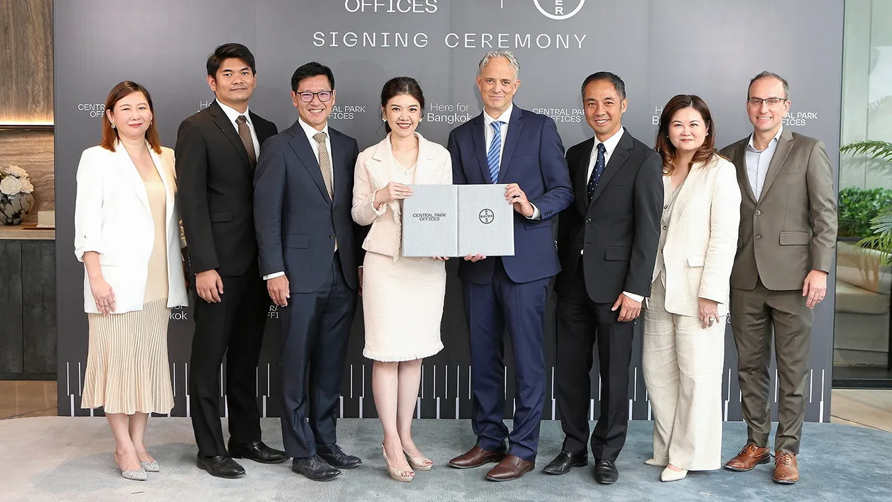 เช่าพื้นที่ นภารัตน์ ศรีวรรณวิทย์ และ แบรดลี่ย์ วิลเลี่ยมส์ ลงนามในสัญญาเช่าพื้นที่อาคารสำนักงาน Central Park Offices เพื่อใช้เป็นสำนักงานใหญ่ของบริษัทไบเออร์ไทย โดยมี รัฐกรณ์ เกียรติขจรธาดา และ ณกุล ทิณพงษ์ มาร่วมในพิธีด้วย ที่อาคารเซ็นทรัล พาร์ค ออฟฟิศเซส วันก่อน.