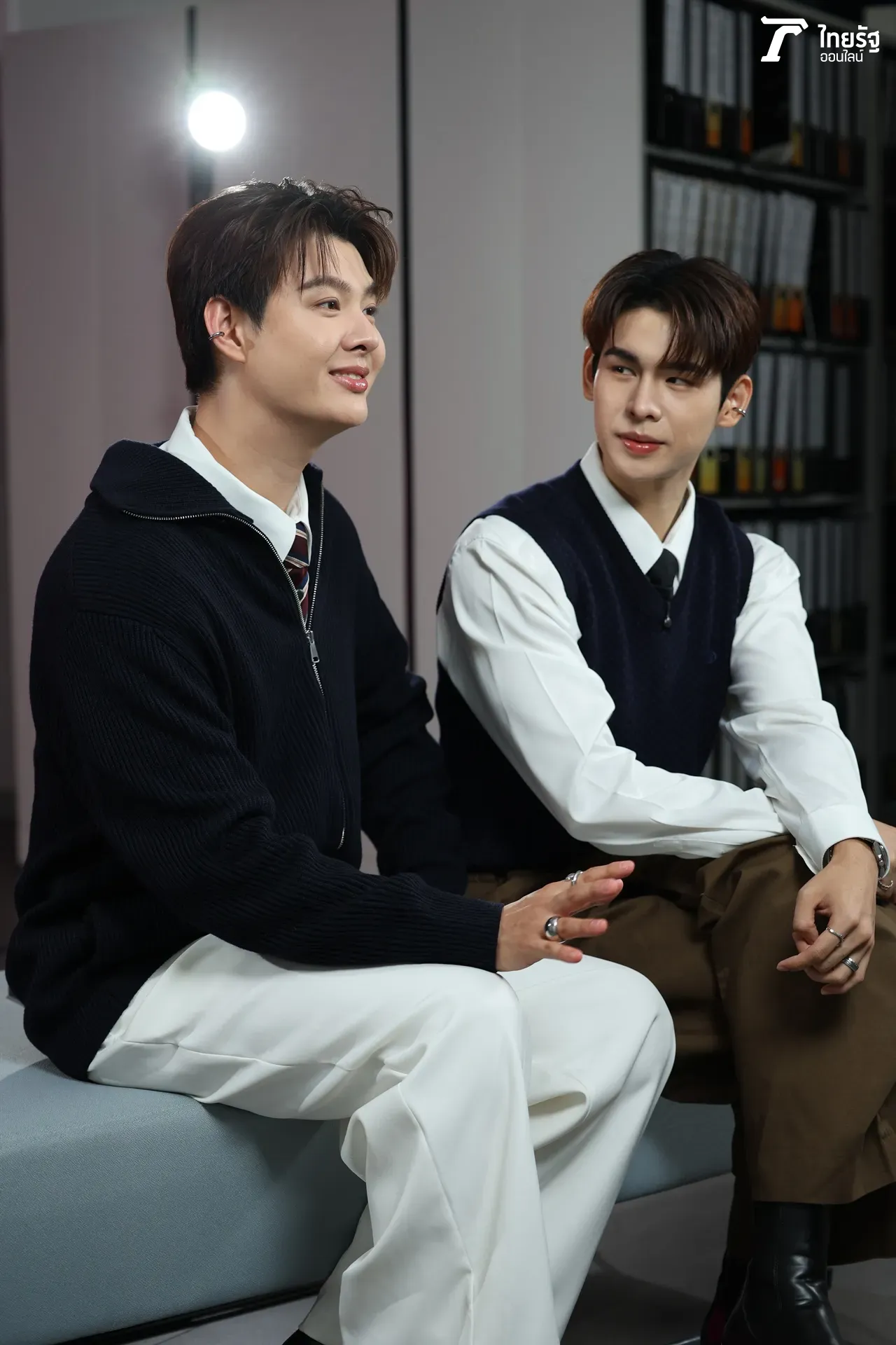 เซ้นต์ - ภูม 2 หนุ่มพี่น้องสุดซี้ บุคลิกต่างกันแต่นิสัยเข้ากันได้อย่างลงตัว (คลิป)