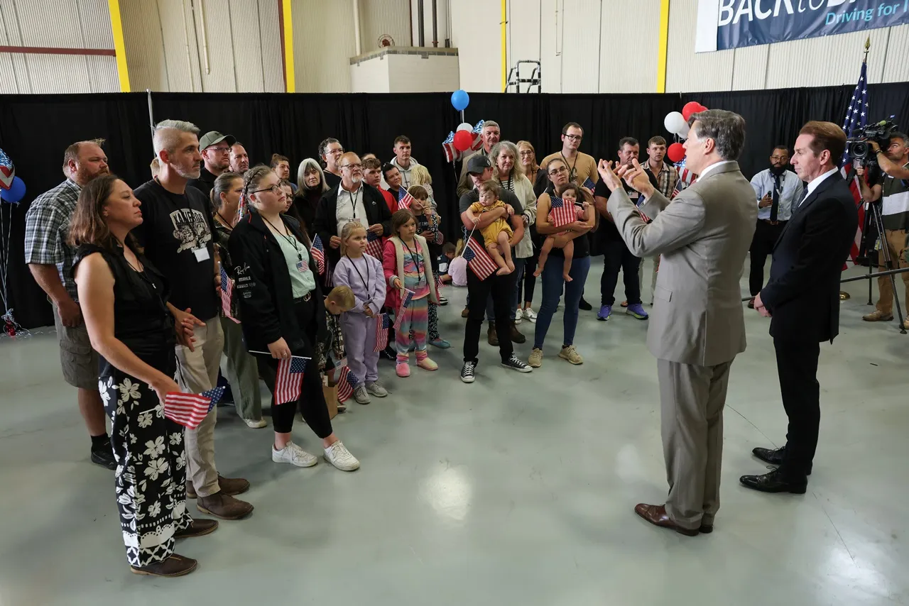 ชาวอาฟริกาเนอร์ขอลี้ภัยในสหรัฐฯ