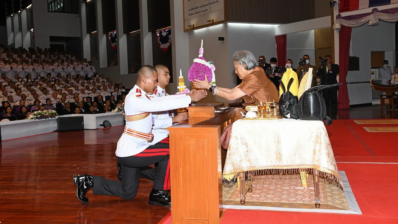 สมเด็จพระกนิษฐาธิราชเจ้า กรมสมเด็จพระเทพรัตนราชสุดาฯ สยามบรมราชกุมารี เสด็จฯ ไปในพิธีไหว้ครู ประจำปีการศึกษา 2568 ณ หอประชุมโรงเรียนนายร้อยพระจุลจอมเกล้า อำเภอเมือง จังหวัดนครนายก เมื่อวันก่อน.