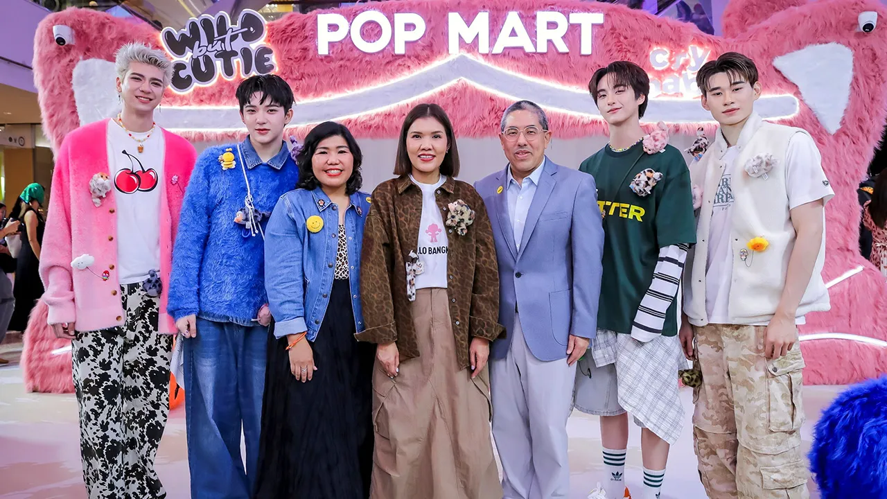 น่ารักจัง ศิริพร แผลงจันทึก, อิศเรศ จิราธิวัฒน์ และ มณีจันทร์ สมิทธิสมบูรณ์ จัดงาน CRYBABY LET’S GO WILD BUT CUTIE POP-UP EVENT รวบรวมคอลเลกชัน CRYBABY สุดฮิตตอบโจทย์นักสะสมตัวจริง โดยมี นภัทร โอสายไทย มาร่วมงานด้วย ที่เซ็นทรัลเวิลด์ วันก่อน.