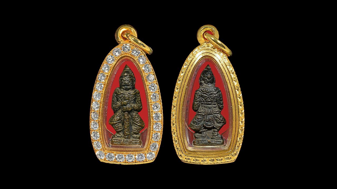 รูปหล่อท้าวเวสสุวรรณ ท่านเจ้าคุณศรีฯ (สนธิ์) วัดสุทัศนฯ ของเพชร อิทธิ.