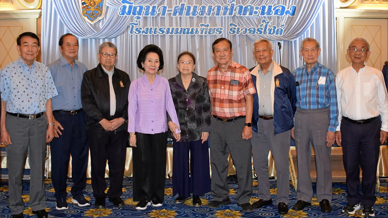 วปรอ.366 - หาญ เชี่ยวชาญ จัดงานเลี้ยงสังสรรค์เพื่อนนักศึกษา วปรอ.366 โดยมี พล.ท.นพ.ณรงค์ รอดวรรณะ, พล.ท.พญ.วิไล ชินสกุล, คุณหญิงทิพยวรรณ ตันตกิตติ์, รศ.ดร.วิโรจ อิ่มพิทักษ์ และ ดร.กิจจา ใจเย็น มาร่วมงานด้วย ที่โรงแรมมณเฑียร ริเวอร์ไซด์ วันก่อน.