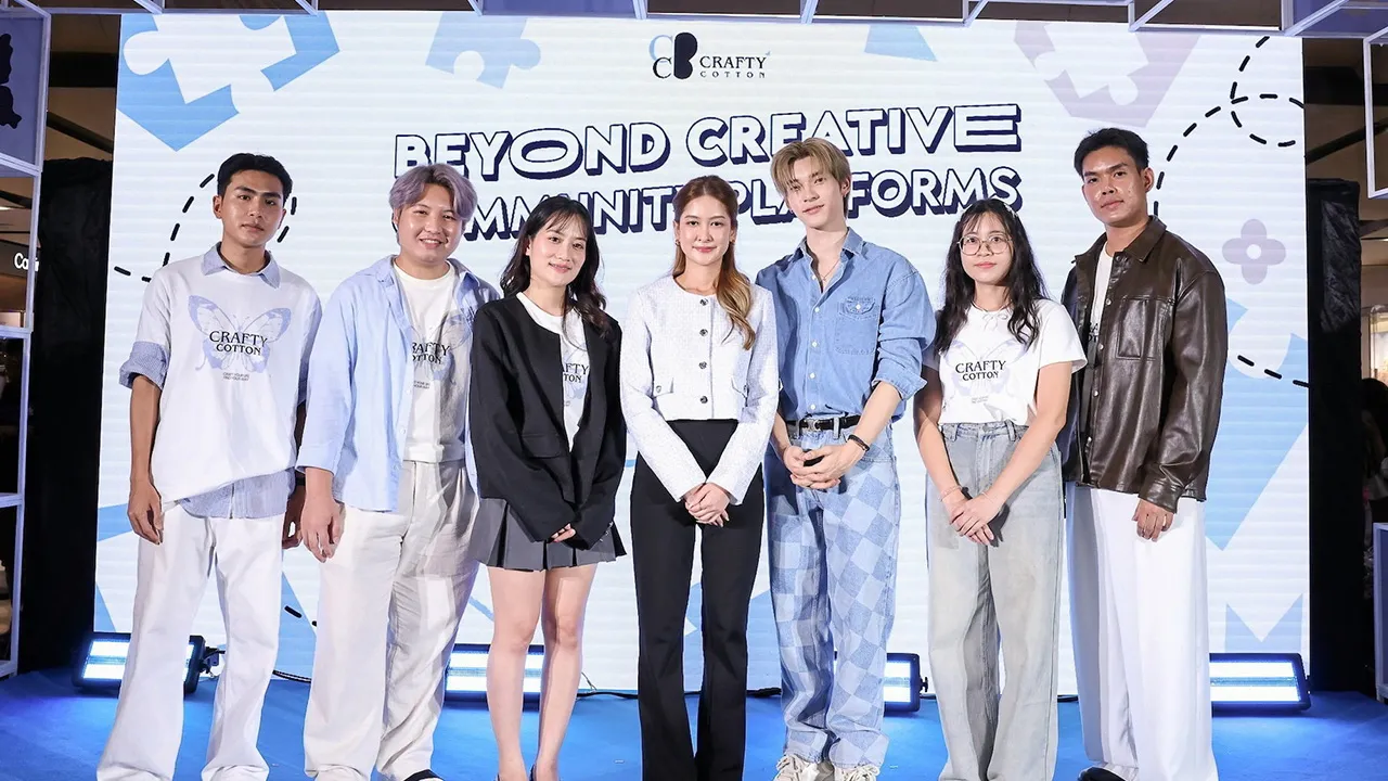 เวอร์ชันใหม่ ลัลณ์ณภัทร พรหมจันทร์ เปิดตัว “Crafty Cotton” เวอร์ชัน 2.0 แพลตฟอร์มแฟชั่นสายครีเอเตอร์อัปเกรดฟีเจอร์ครั้งใหญ่ให้ทุกคนสร้างรายได้จากงานศิลปะได้จริงแบบไม่ต้องลงทุน โดยมี นันท์นภัส ปาทา และ พรหมมุณี ชนะดี มาร่วมงานด้วย ที่เซ็นทรัล ลาดพร้าว วันก่อน.