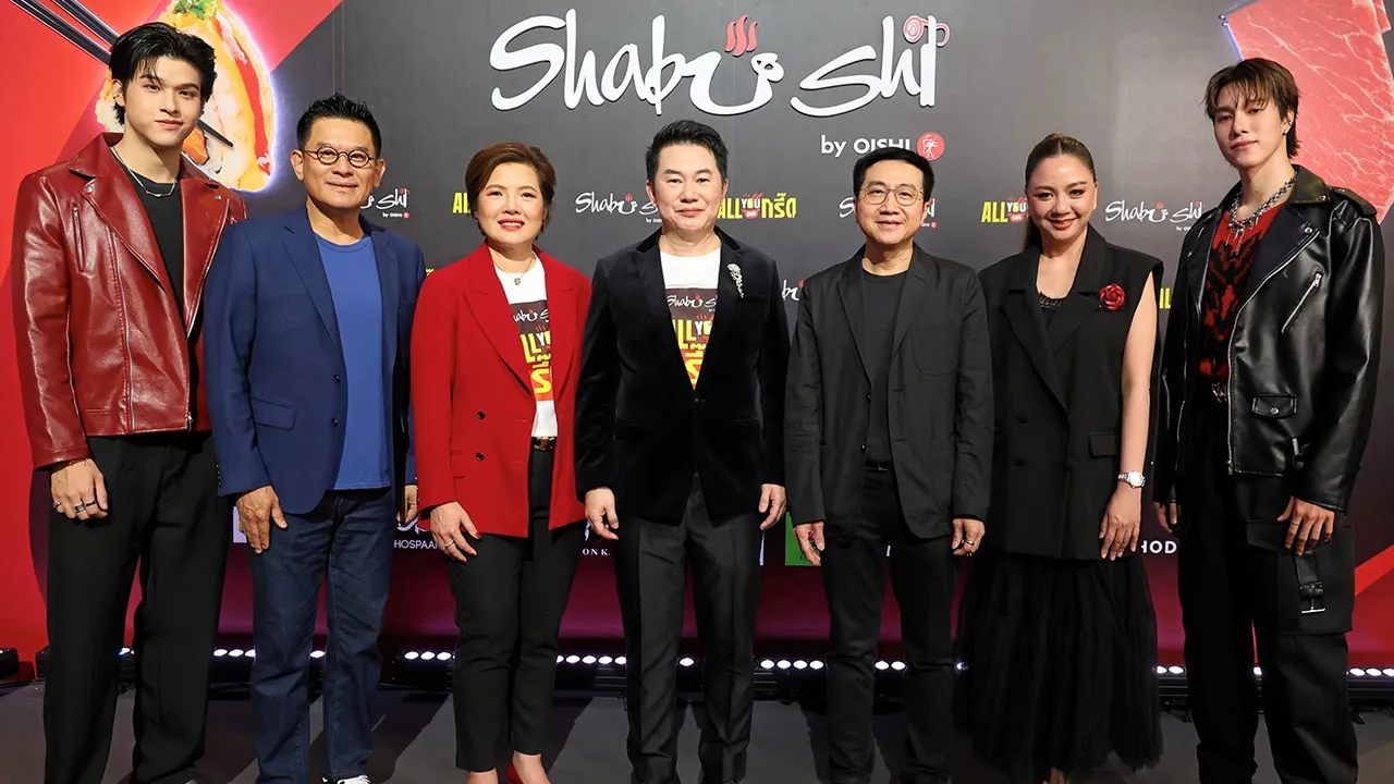 ของอร่อย ไพศาล อ่าวสถาพร และ ศสัย ตังเดชะหิรัญ เปิดตัวพรีเซนเตอร์ชาบูชิ วงศ์รวี นทีธร และ หิรัญกฤษฎิ์ ช่างคำ พร้อมแคมเปญ ALL YOU CAN กรี๊ด ฟินสุดกรี๊ด ยิ่งอีทยิ่งฟิน โดยมี สถาพร พานิชรักษาพงศ์ และ จิรภัทร์ กาญจะโนสถ มาร่วมงานด้วย ที่สามย่านมิตรทาวน์ วันก่อน.