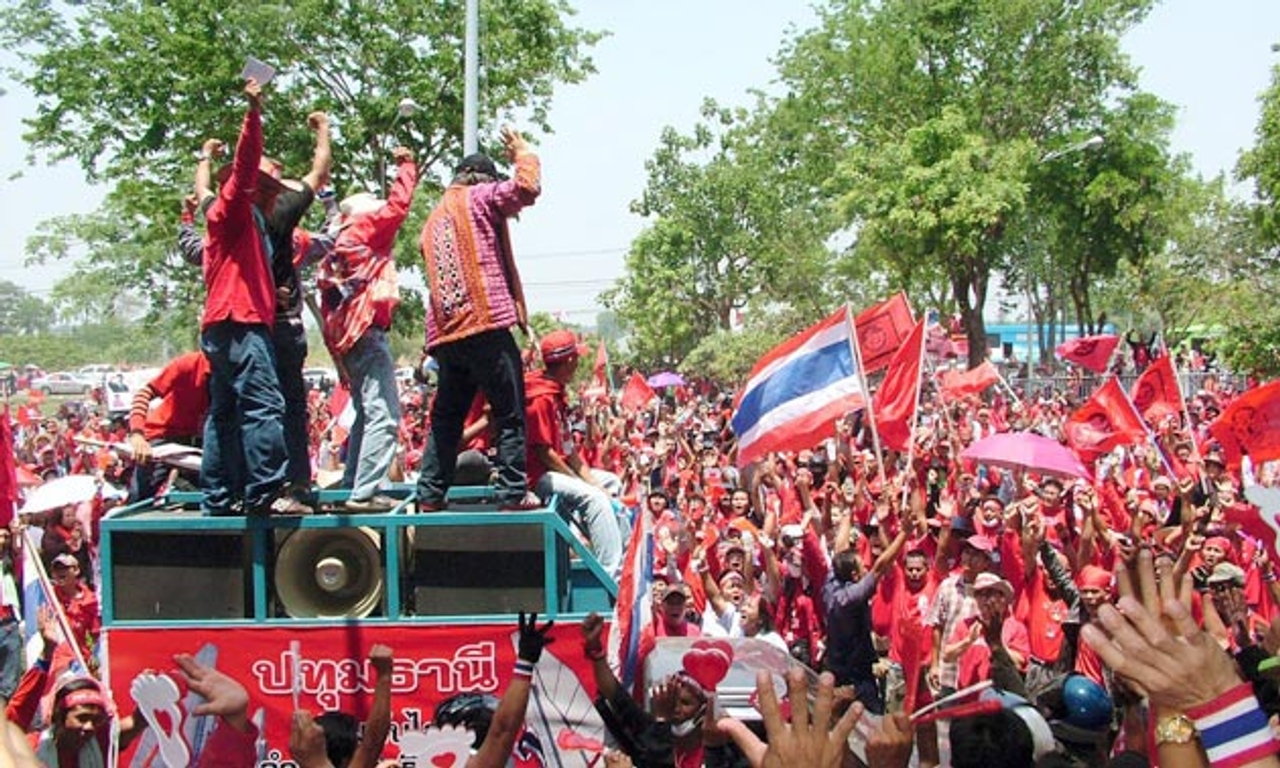 เชื่อมสัญญาณพีทีวี รัฐบาลยอม แดงร่วมชันสูตรศพ  