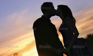 หมอสะกิดอย่าจุมพิตกันให้พร่ำเพรื่อ ความรักทำให้เป็นเริม