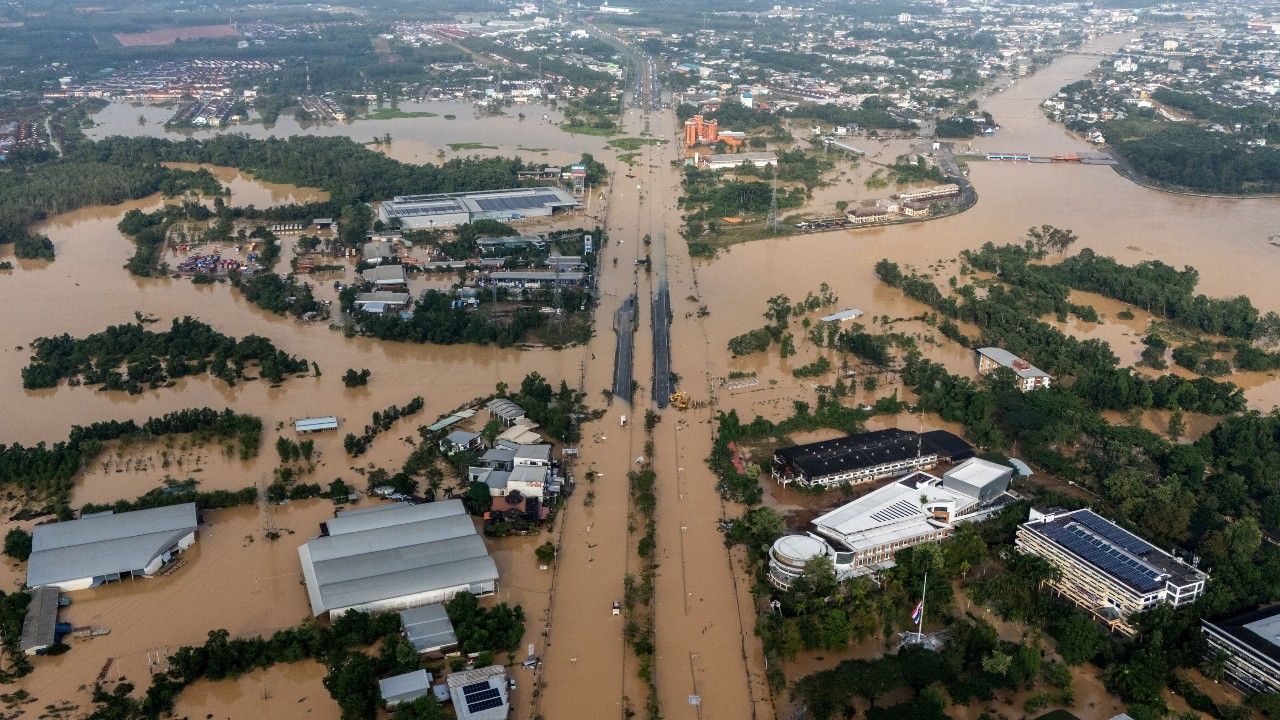 กระทรวงเกษตรฯ รับรองมาตรการช่วยเหลือเกษตรกรน้ำท่วมใต้ ครัวเรือนละ 3,000 บาท
