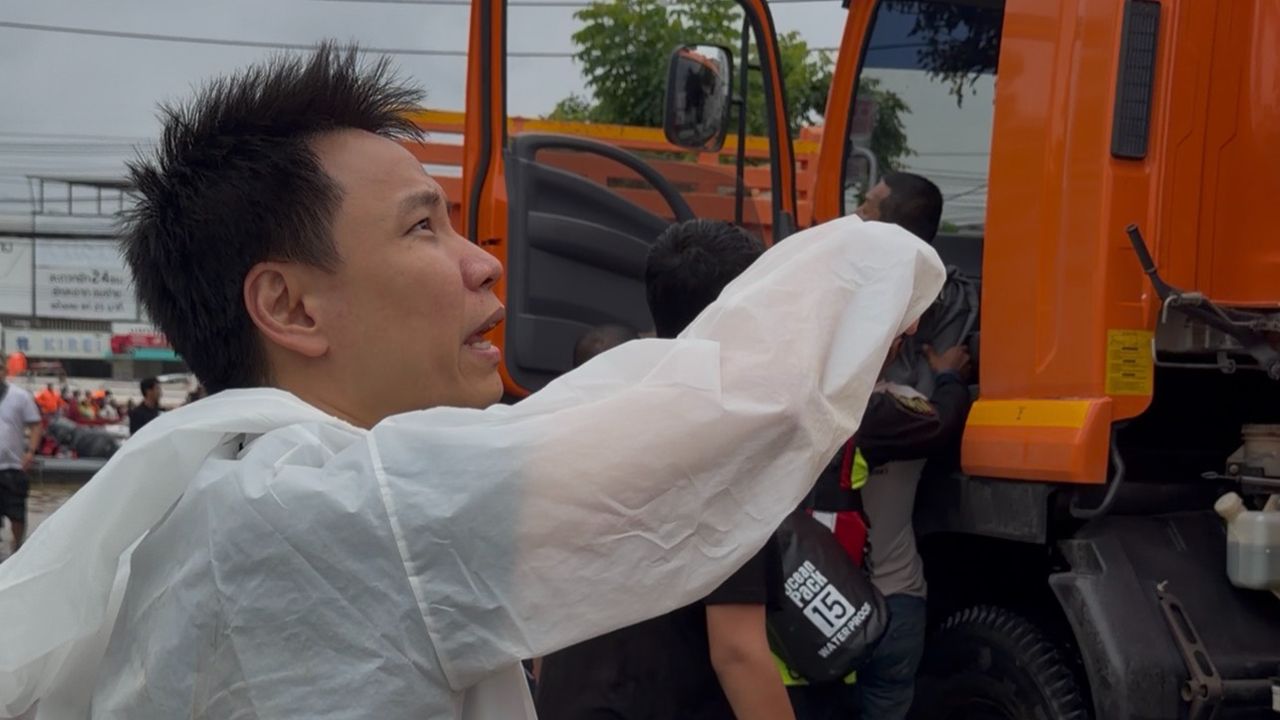 รมว.ท่องเที่ยวฯ เผยสถานการณ์น้ำท่วมใต้ดีขึ้น ช่วยนักท่องเที่ยว 1,812 ราย