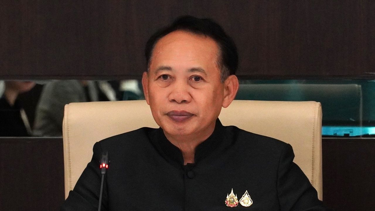 เร่งส่งน้ำมันและ LPG ไปยังพื้นที่ประสบภัยในภาคใต้