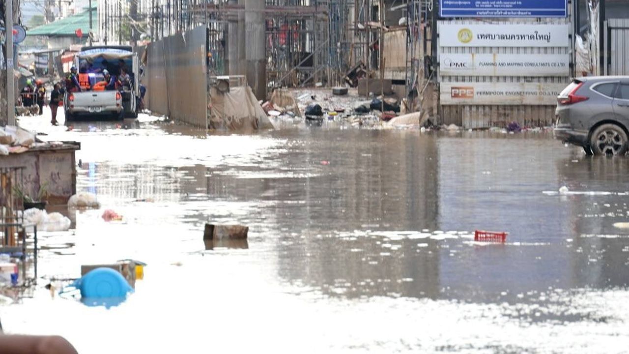 การรถไฟฯ ปรับแผนเดินรถสายใต้ หลังน้ำลด เปิดให้บริการบางส่วน