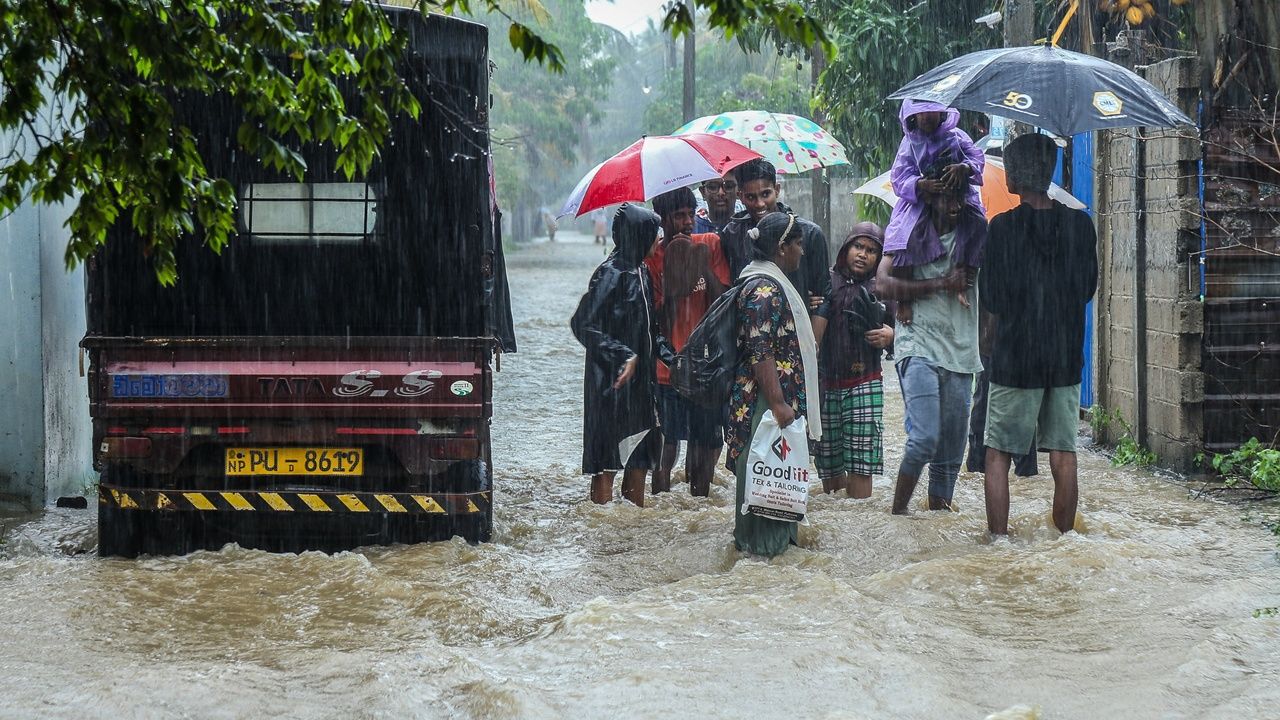 ศรีลังกาเผชิญวิกฤตน้ำท่วม-ดินถล่ม เสียชีวิต 31 ราย อพยพนับพัน